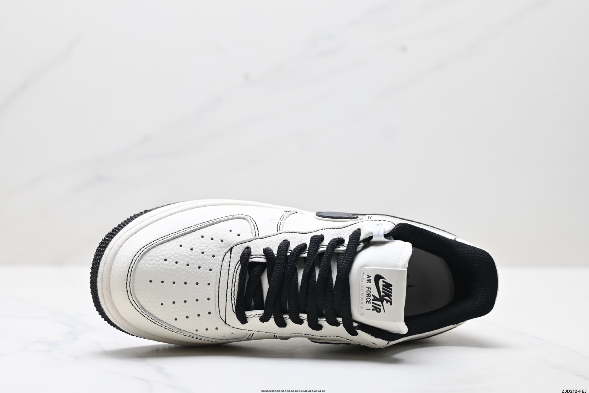 NIKE AIR FORCE 1‘07 LV8 FR0538-090