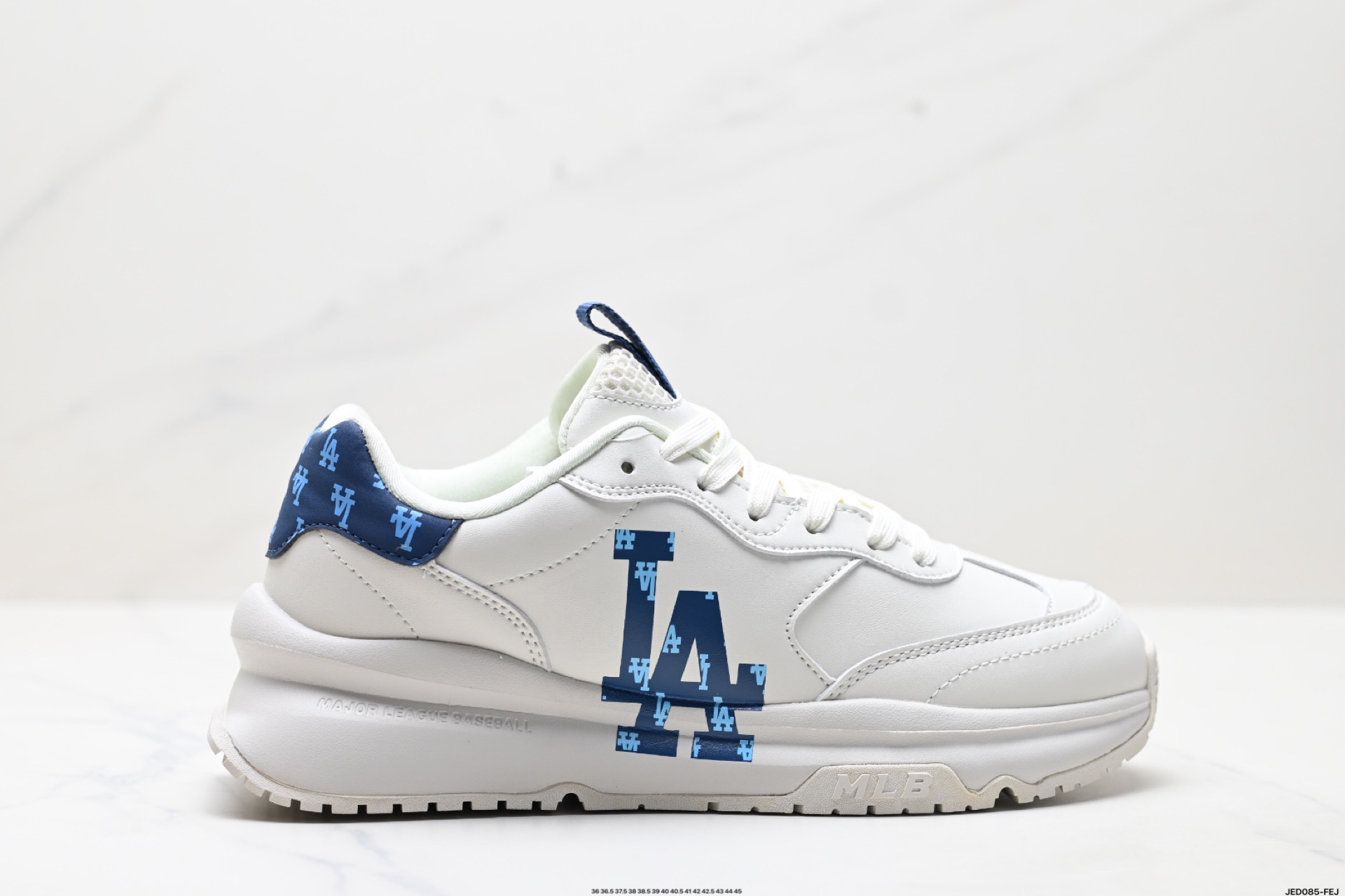 MLB Chunky Runner Classic Monogram: Zapatillas Casuales con Estilo y Comodidad 4 i1748625670302 1605 0 0