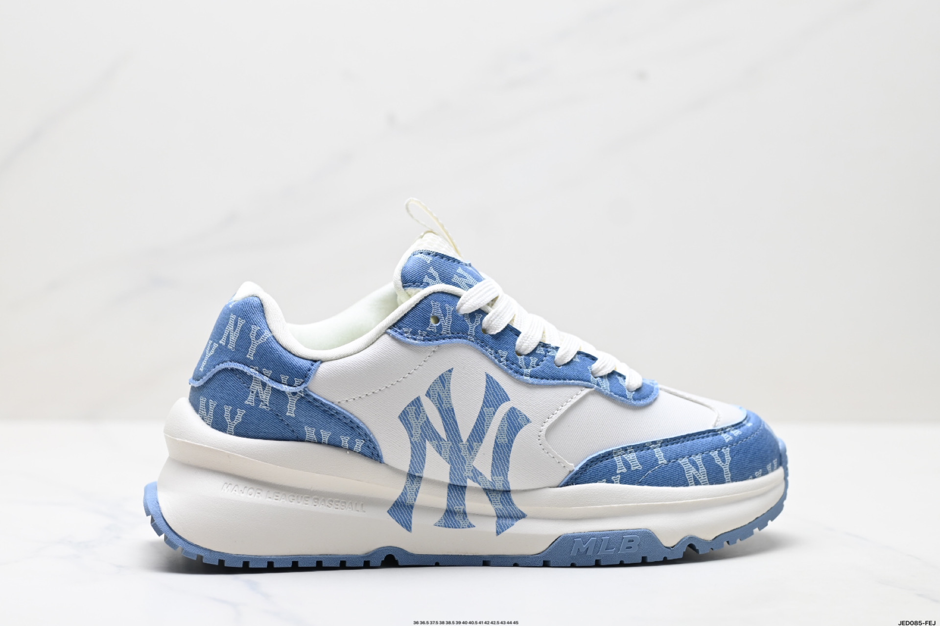 MLB Chunky Runner Classic Monogram: Zapatillas Casuales con Estilo y Comodidad 5 i1748625684952 176 0 0