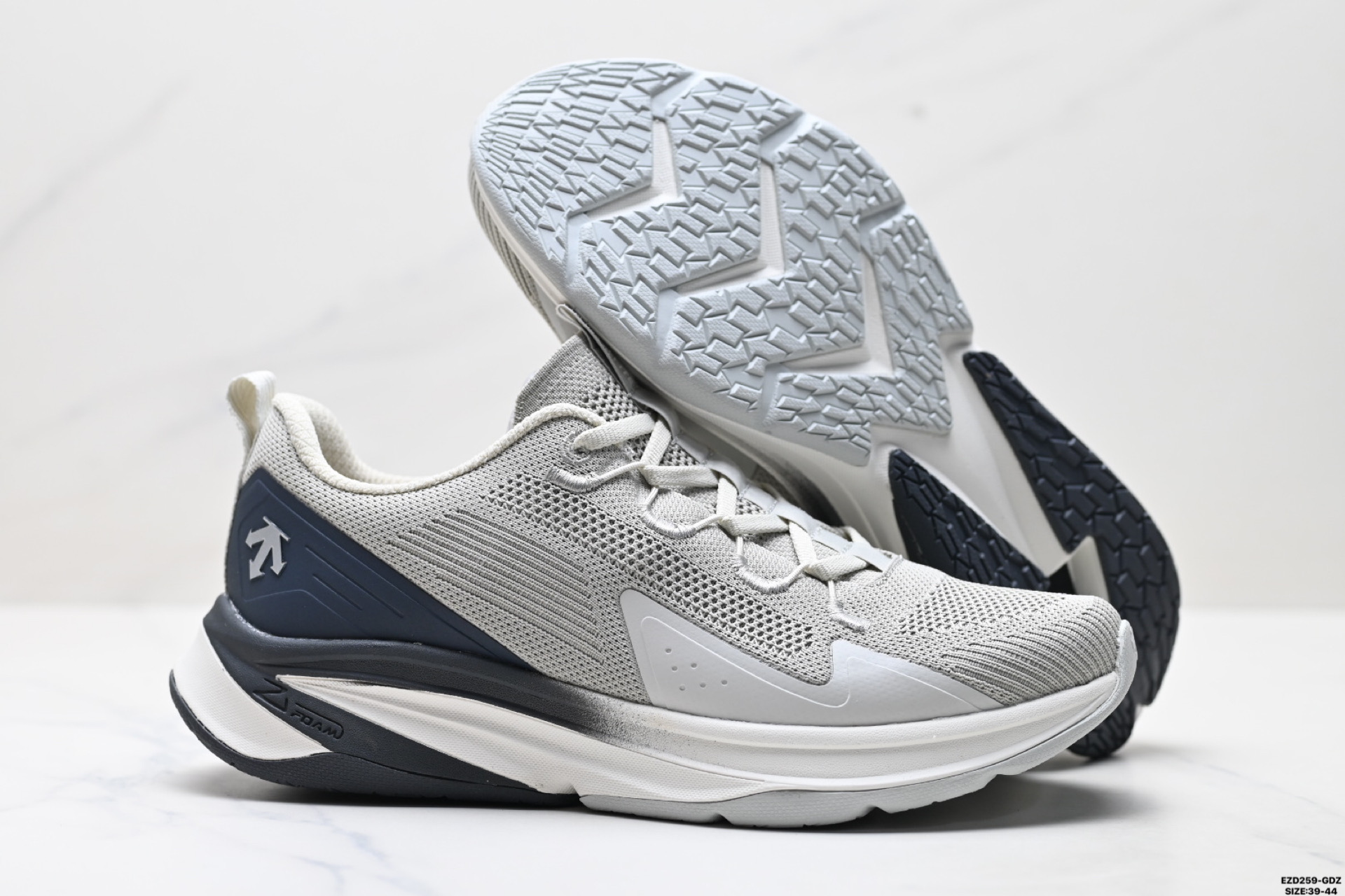 纯原迪桑特DESCENTE ENERZITE LAVITATE 2.0 KNIT 时尚防滑 低帮跑步鞋 D2331RRN23