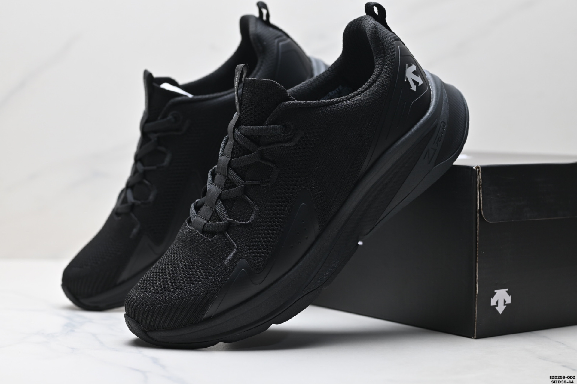 纯原迪桑特DESCENTE ENERZITE LAVITATE 2.0 KNIT 时尚防滑 低帮跑步鞋 D2331RRN23