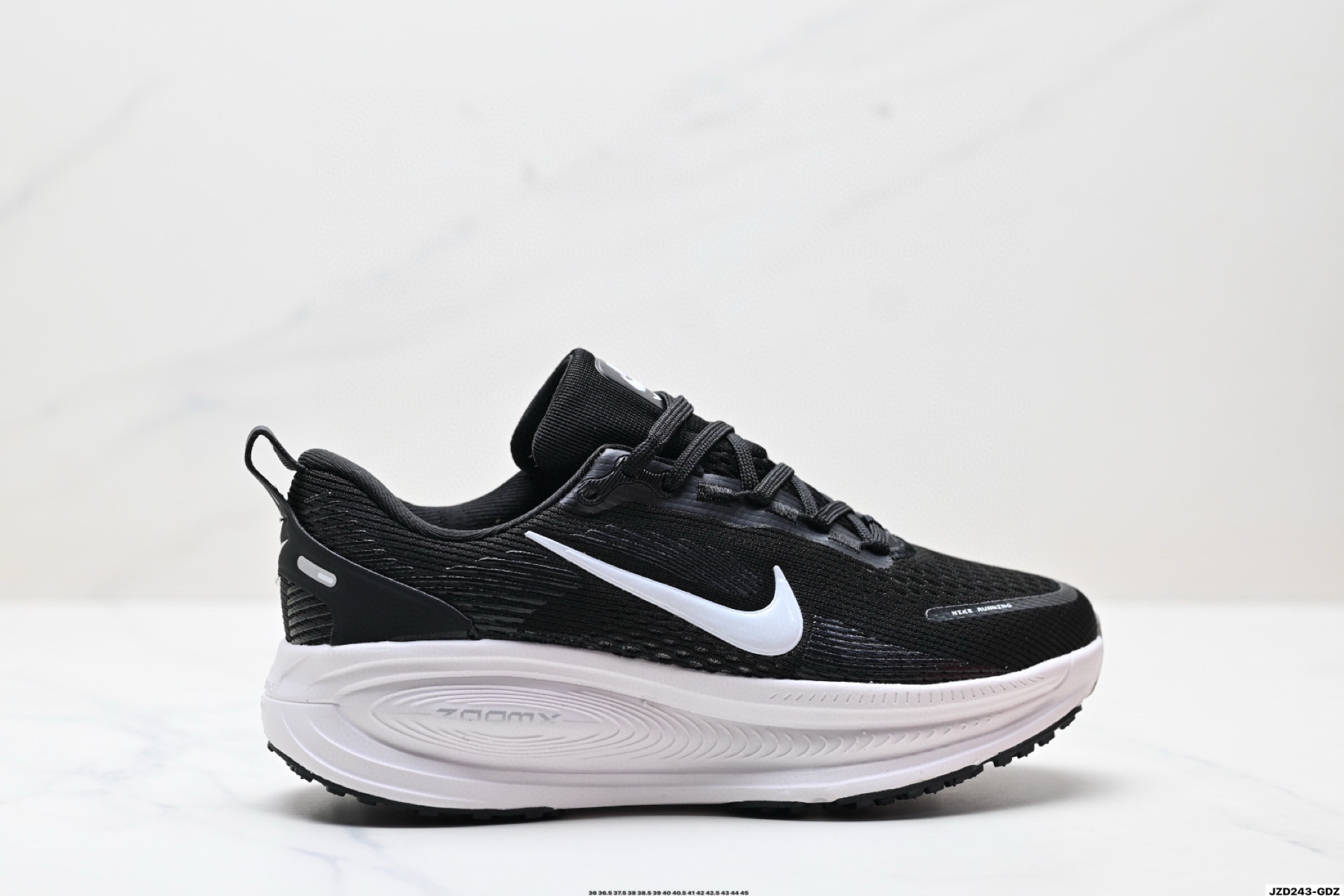 🈴💰175
公司级✅Nike VOMERO 18 耐克 舒适减震防滑 低帮跑步鞋
全掌ReactX泡绵中底 前掌和后跟还配备了Air Zoom气垫单元 据说跑起来更快更舒适哦 这次最大的升级点 首次引入了ReactX泡绵
货号:HM6804-002
尺码:36 36.5 37.5 38 38.5 39 40 40.5 41 42 42.5 43 44 45
ID:JZD243-GDZ