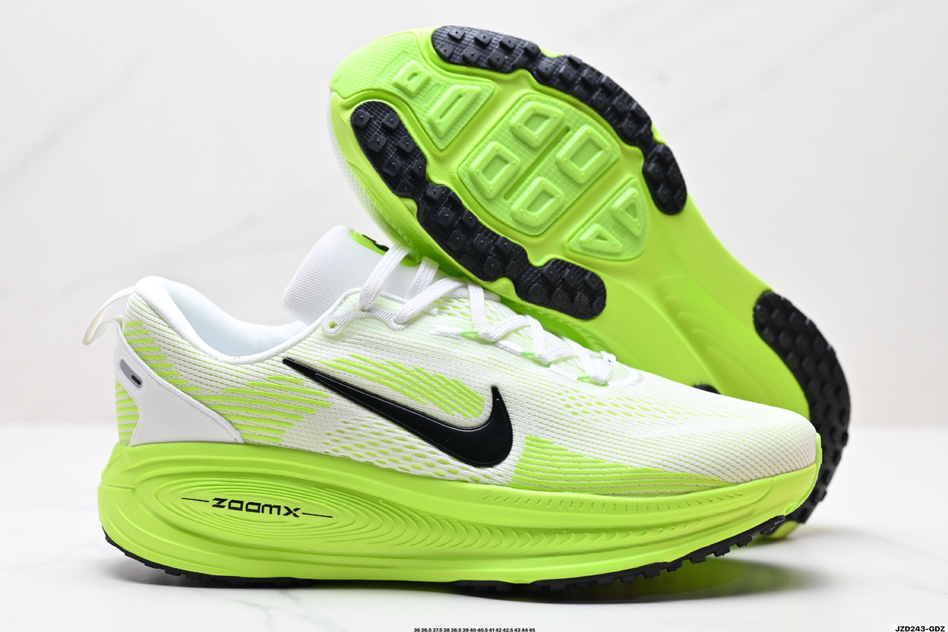 💰175
公司级✅Nike VOMERO 18 耐克 舒适减震防滑 低帮跑步鞋
全掌ReactX泡绵中底 前掌和后跟还配备了Air Zoom气垫单元 据说跑起来更快更舒适哦 这次最大的升级点 首次引入了ReactX泡绵
货号:HM6804-002
尺码:36 36.5 37.5 38 38.5 39 40 40.5 41 42 42.5 43 44 45
ID:JZD243-GDZ