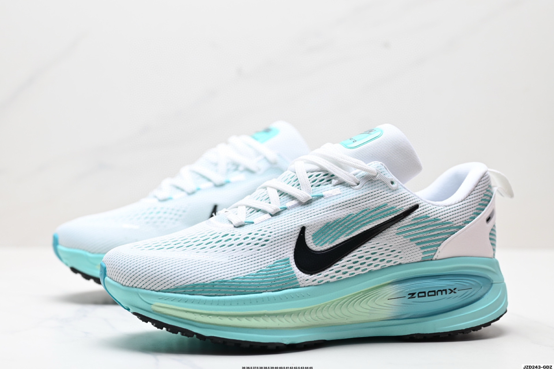 💰175
公司级✅Nike VOMERO 18 耐克 舒适减震防滑 低帮跑步鞋
全掌ReactX泡绵中底 前掌和后跟还配备了Air Zoom气垫单元 据说跑起来更快更舒适哦 这次最大的升级点 首次引入了ReactX泡绵
货号:HM6804-002
尺码:36 36.5 37.5 38 38.5 39 40 40.5 41 42 42.5 43 44 45
ID:JZD243-GDZ