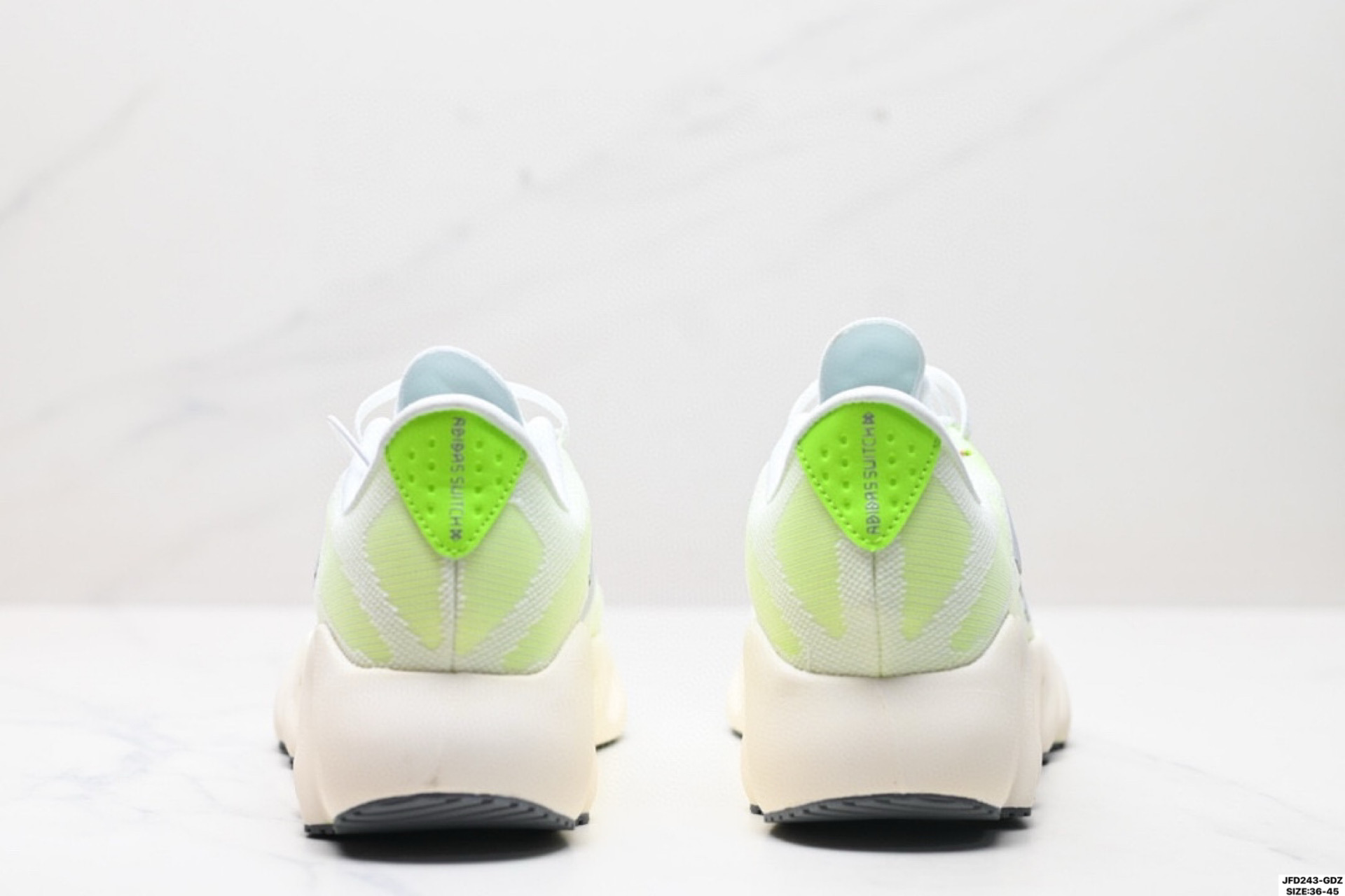 ADIDAS SWITCH FWD M阿尔法系列 真爆 休闲运动套脚慢跑鞋  FZ5621