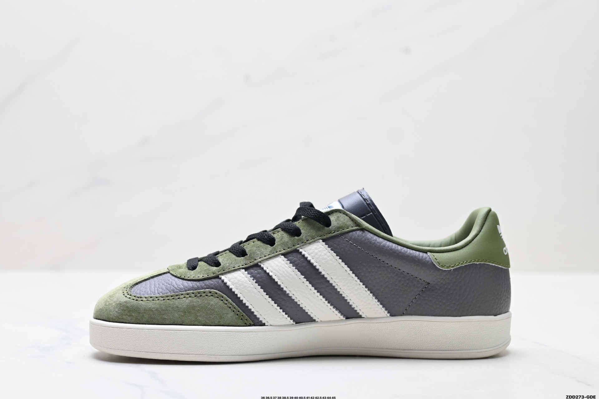 Adidas Originals Gazelle indoor ‘DIY‘定制 系列 阿迪达斯 三叶草绅士德训足球风百搭低帮休闲运动板鞋  DD6608