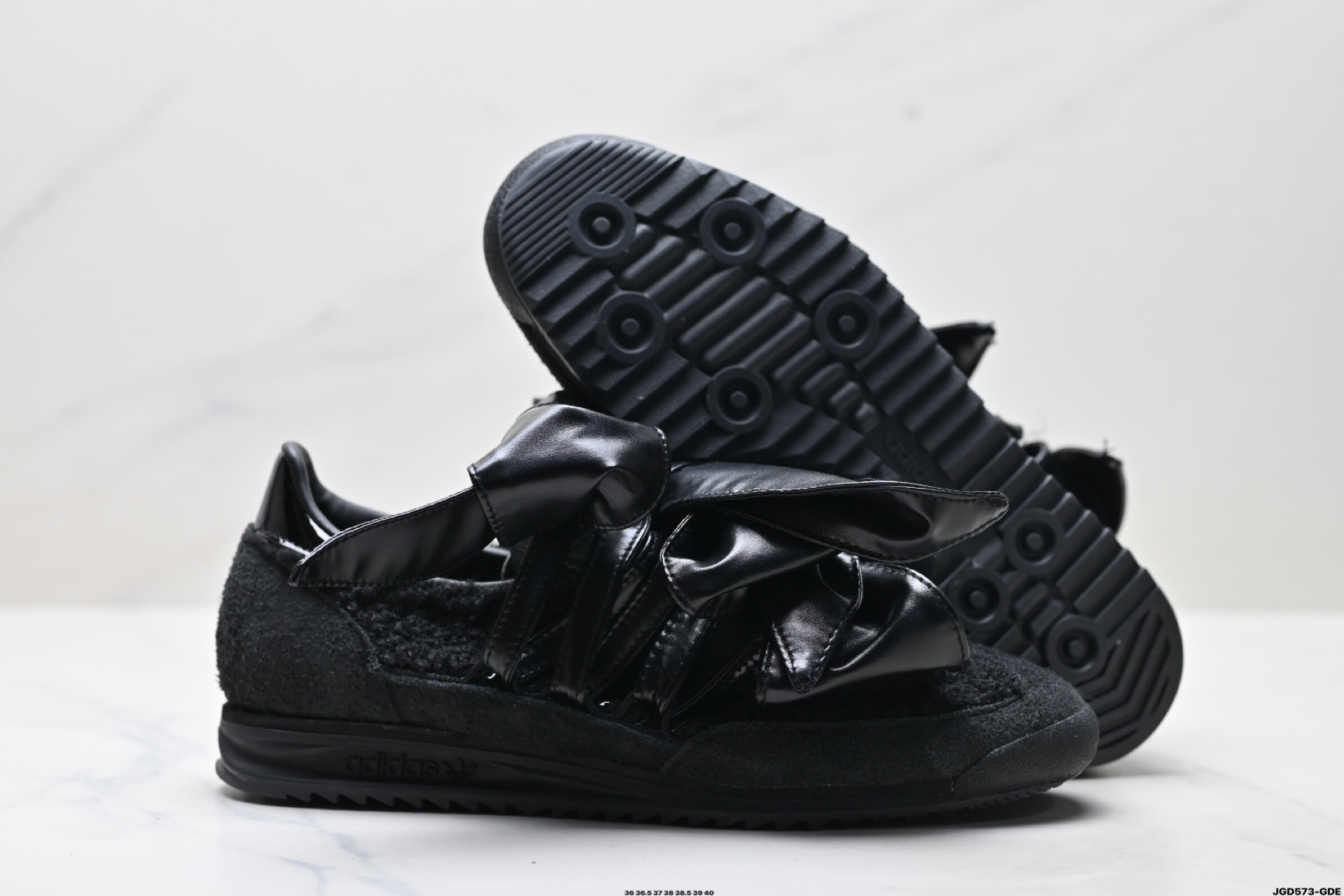 Caroline Hu x Adidas originals SL 72 OG 舒适百搭 防滑耐磨 低帮 阿迪达斯板鞋  JH7342