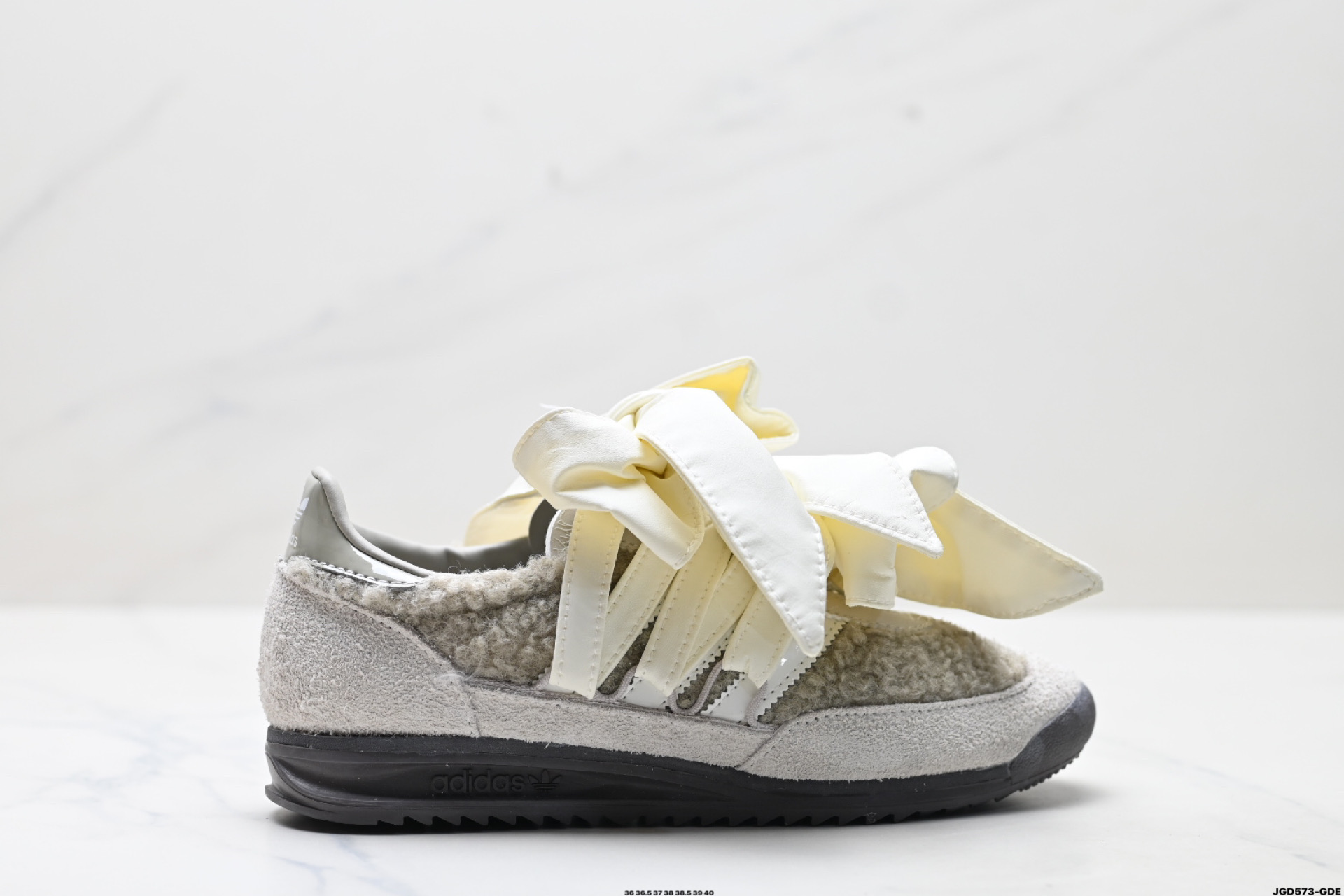 Caroline Hu x Adidas originals SL 72 OG 舒适百搭 防滑耐磨 低帮 阿迪达斯板鞋  JH7342