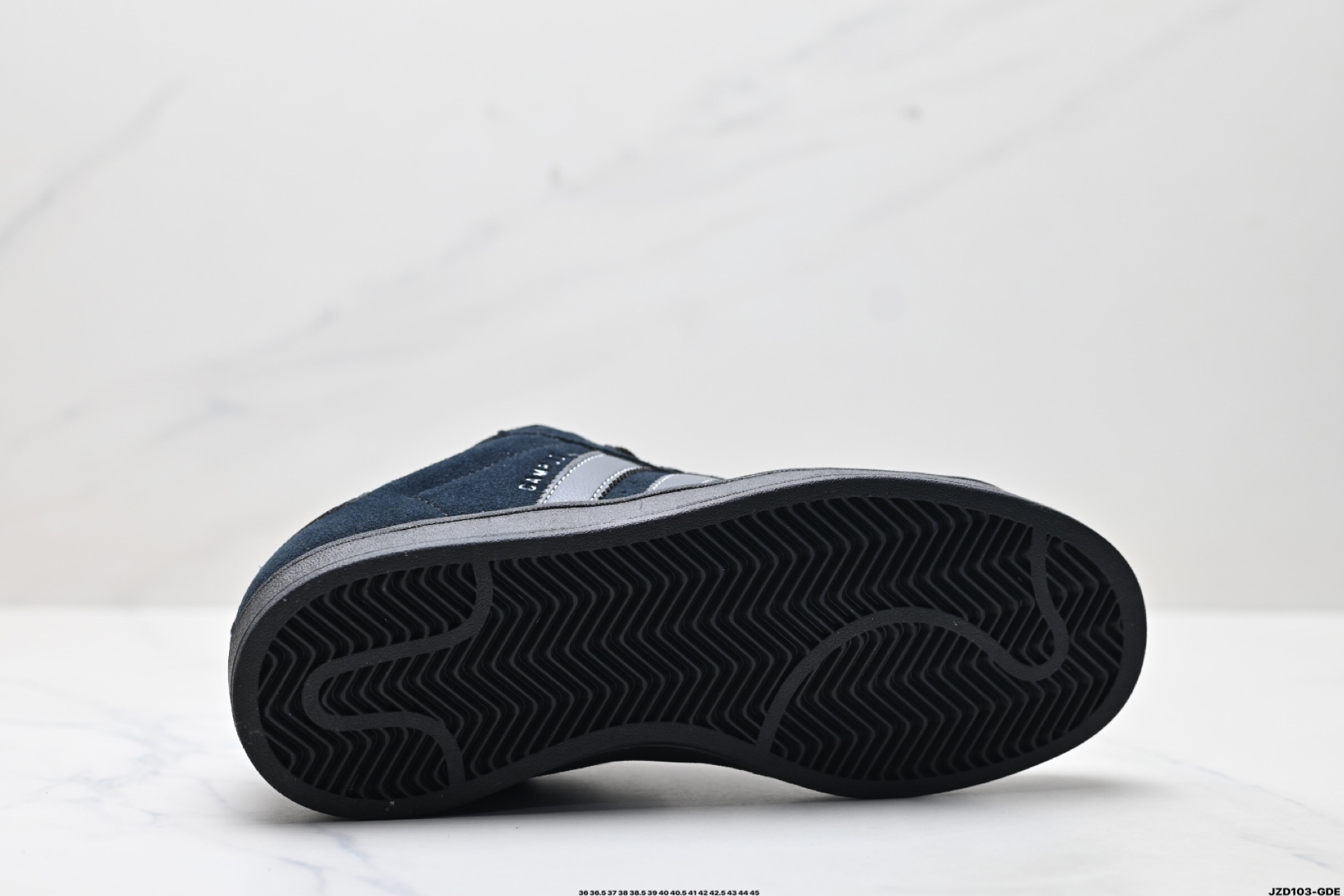 Adidas Originals Campus 00s 学院系列 面包风经典复古低帮百搭休闲运动板鞋 M20931