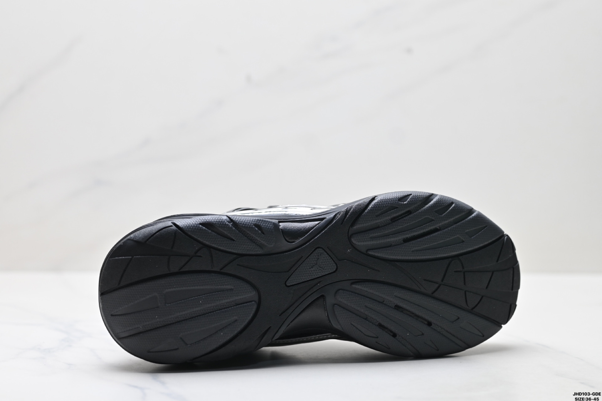 Puma Inverse Rev 彪马 舒适防滑耐磨 低帮 休闲跑步鞋  402946-01