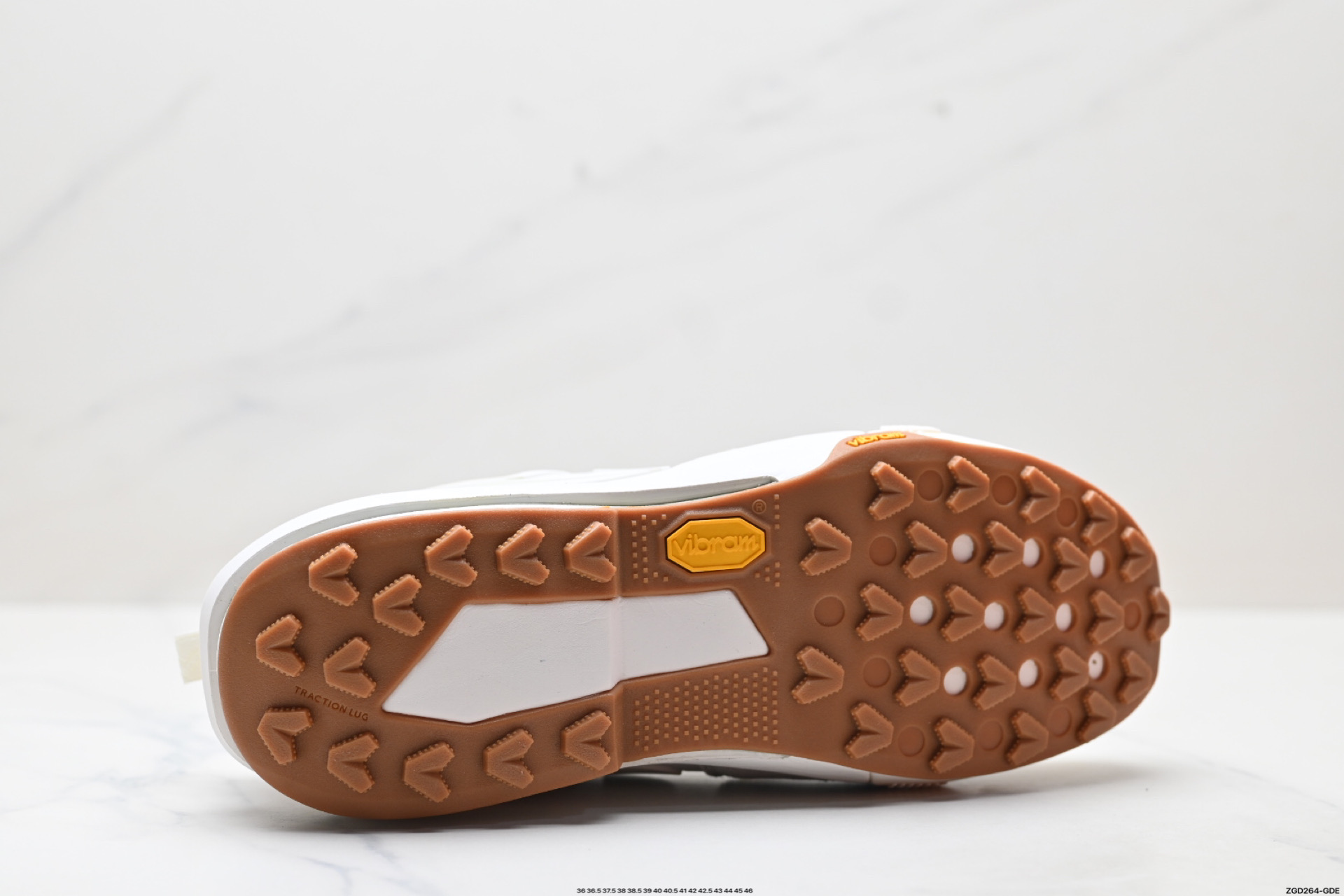 Sacai x Nike Zegamadome 联名鞋款  HQ8618-005