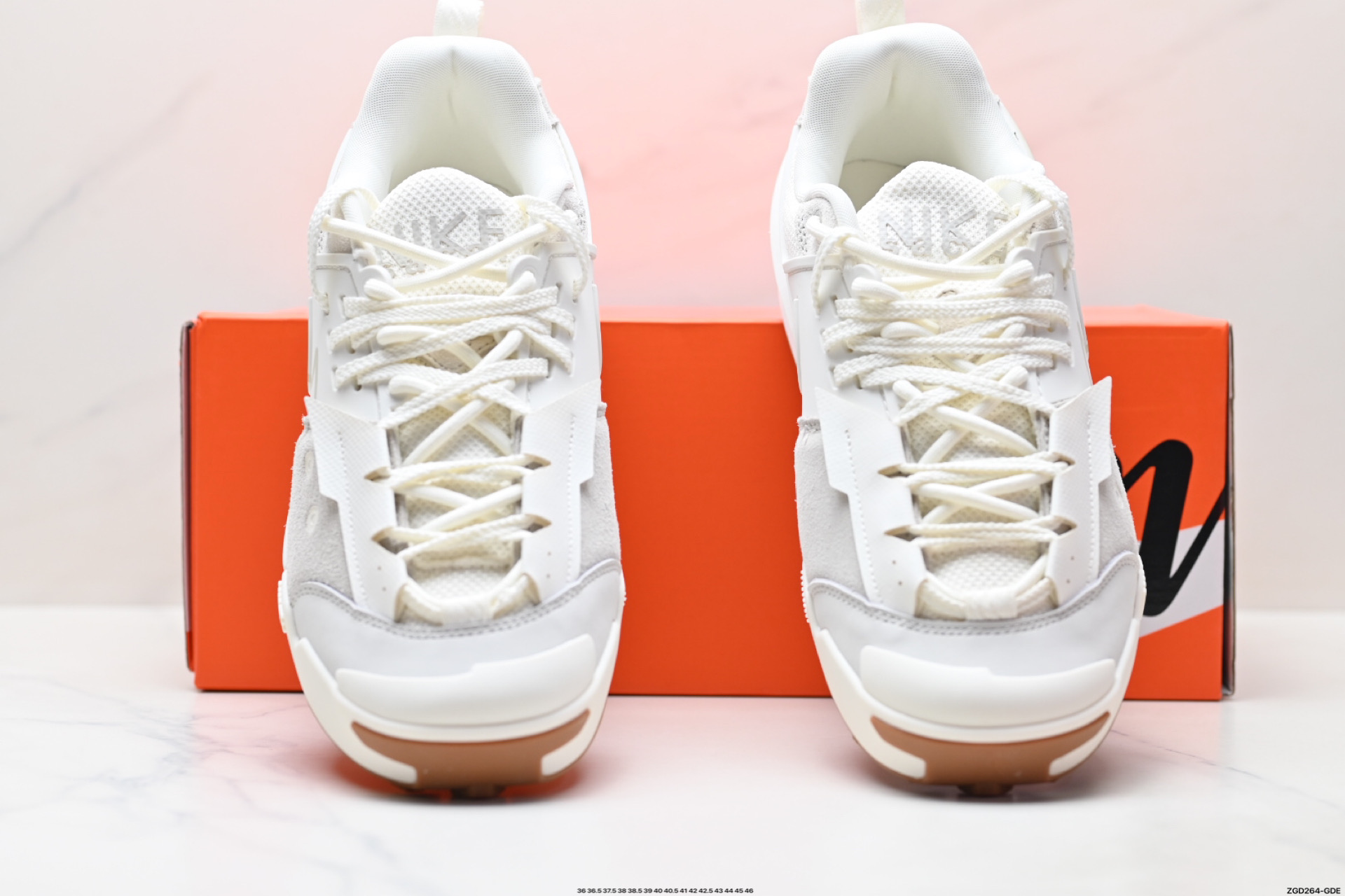 Sacai x Nike Zegamadome 联名鞋款  HQ8618-005