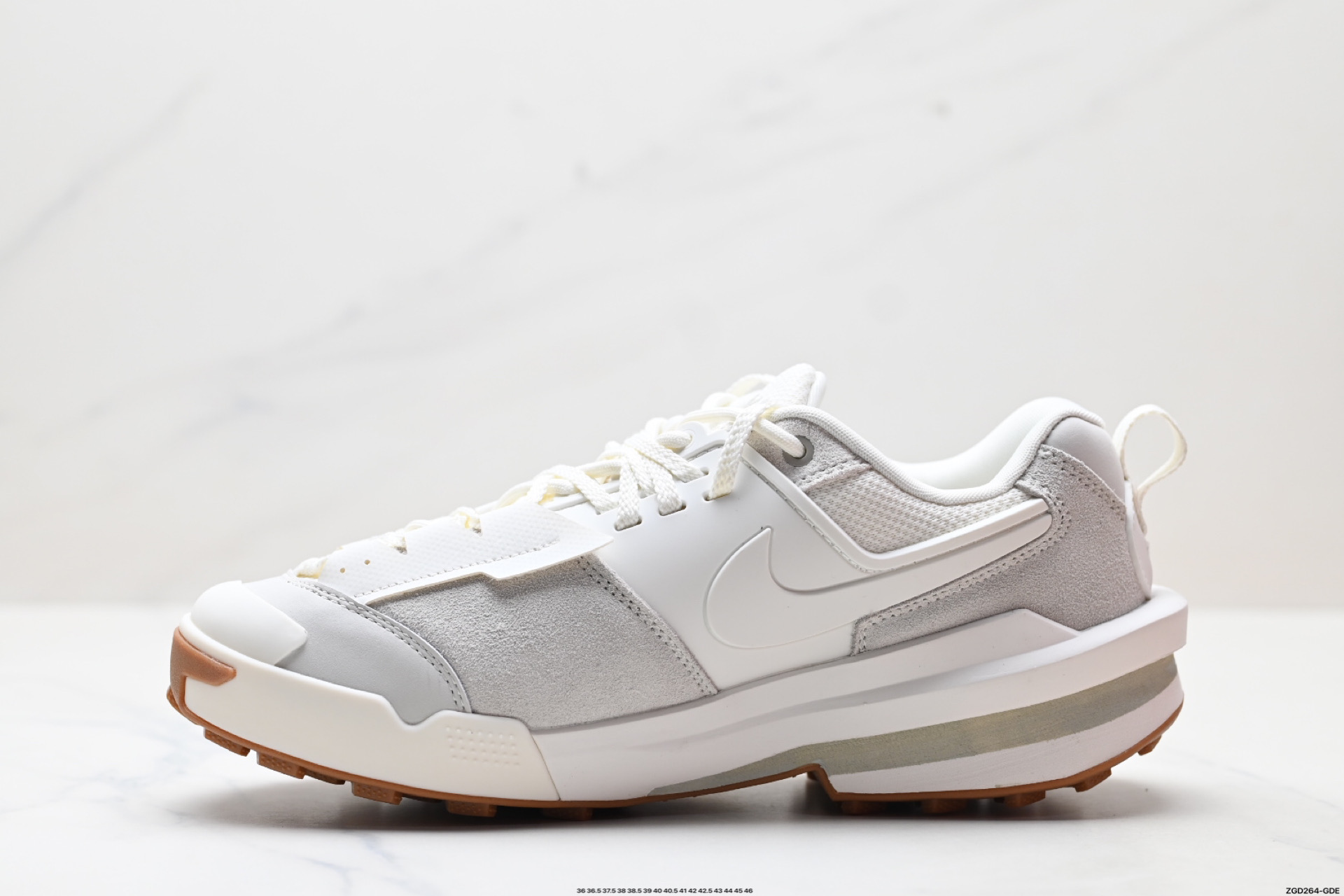 Sacai x Nike Zegamadome 联名鞋款  HQ8618-005