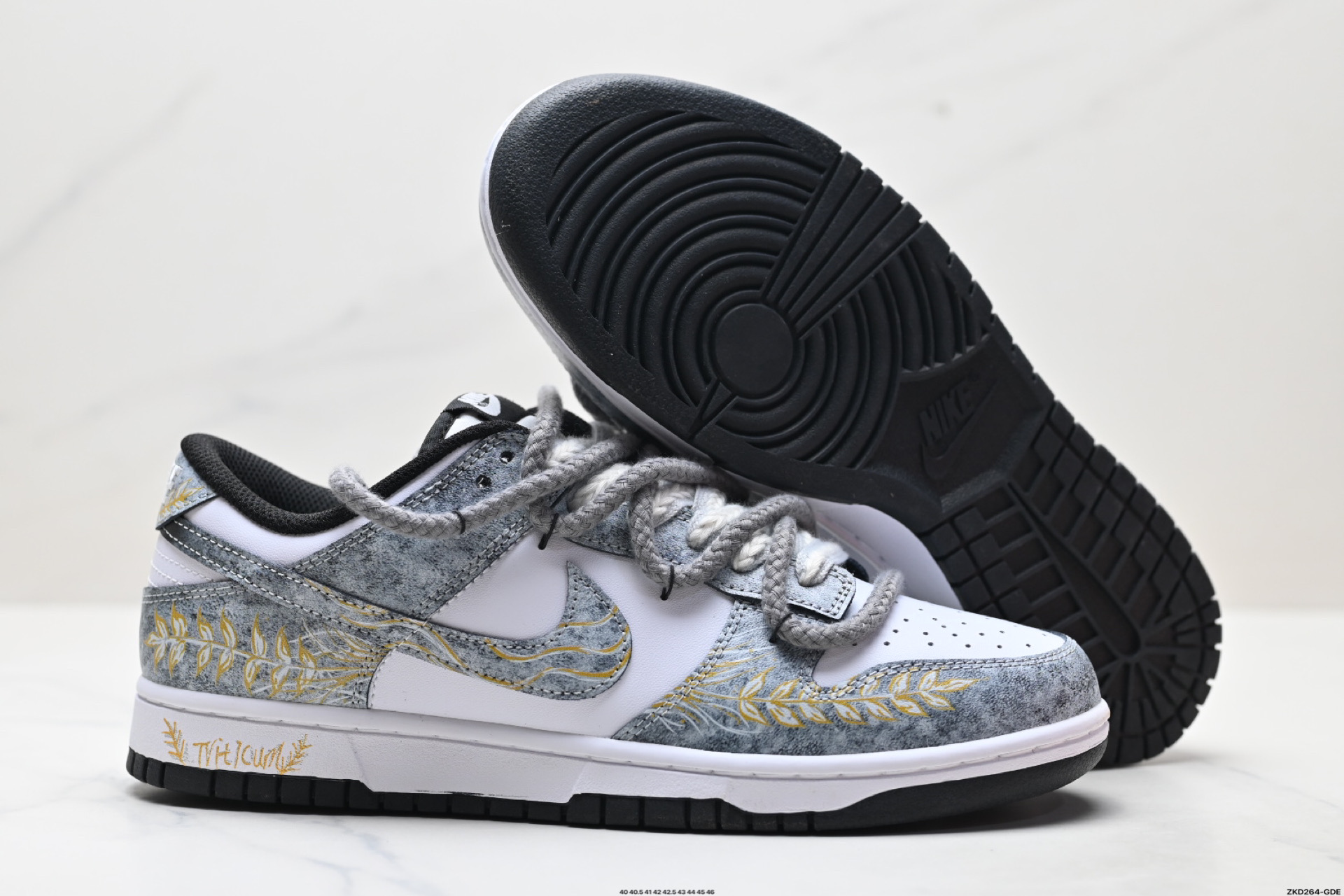 NK Dunk Low Retro “DIY高端定制” 低帮休闲运动板鞋  DD1391-100