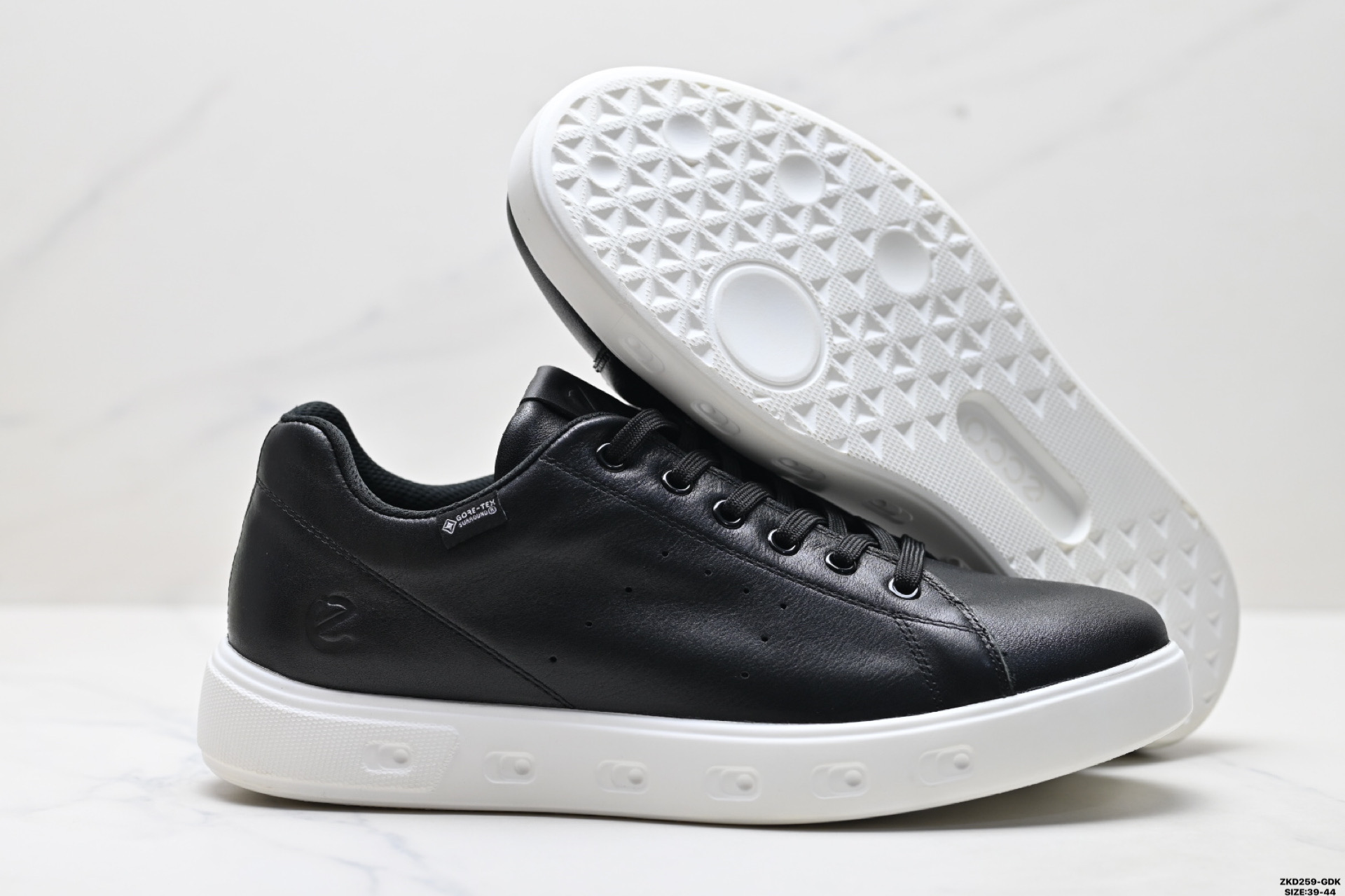 Ecco爱步 街头720系列 牛皮革 舒适百搭 户外休闲 低帮 板鞋 520884-Chinese UA Cheap High Quatity Brand Clothes Bags handbags Sneakers wholesale wholesaler seller from China Factory suppliers Fashion Clothing Shoes best Quality Beautiful Price Ecco爱步 街头720系列 牛皮革 舒适百搭 户外休闲 低帮 板鞋 520884