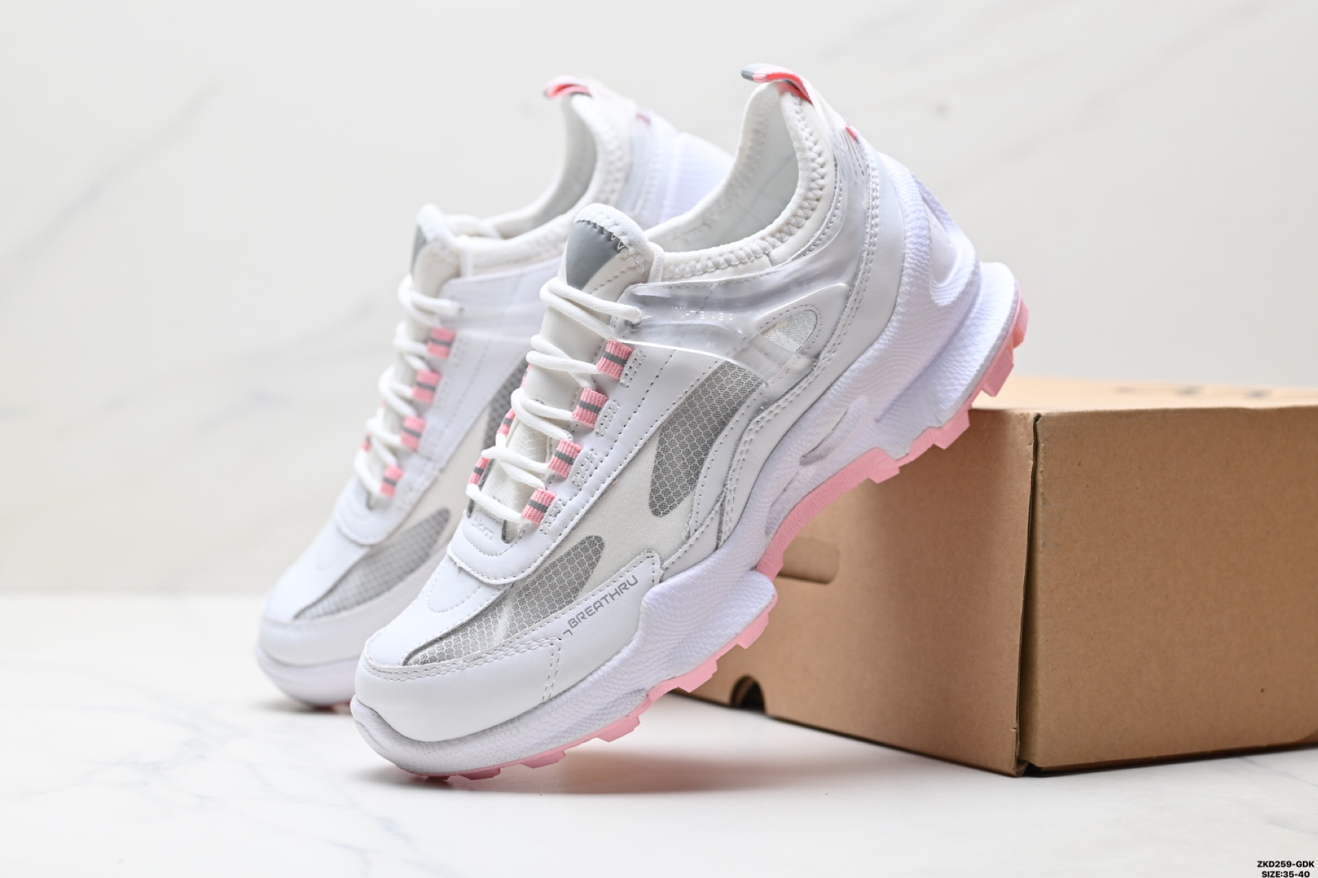 Ecco爱步 BIOM C-TRAIL系列 牛皮 圆头厚底系带 低帮 徒步鞋 803393-612