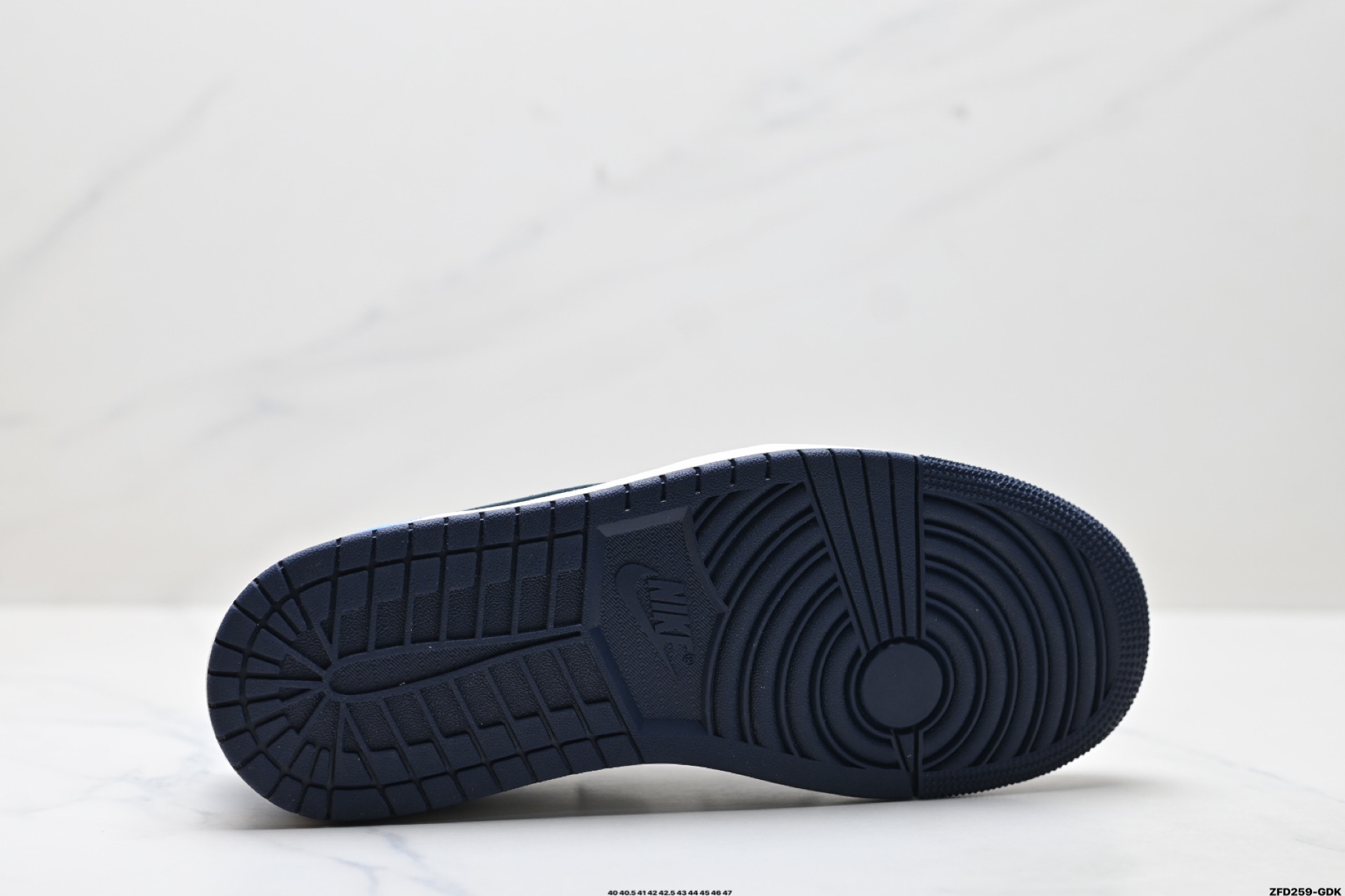 Nike Air Jordan 1 Low AJ1乔1低帮休闲板鞋 CZ0790-400-High Quatity Cheap Brand wholesale wholesaler seller Clothes Bags handbags Sneakers Top Fashion Clothing Shoes from China Factory Chinese suppliers best Quality Beautiful Price Nike Air Jordan 1 Low AJ1乔1低帮休闲板鞋 CZ0790-400