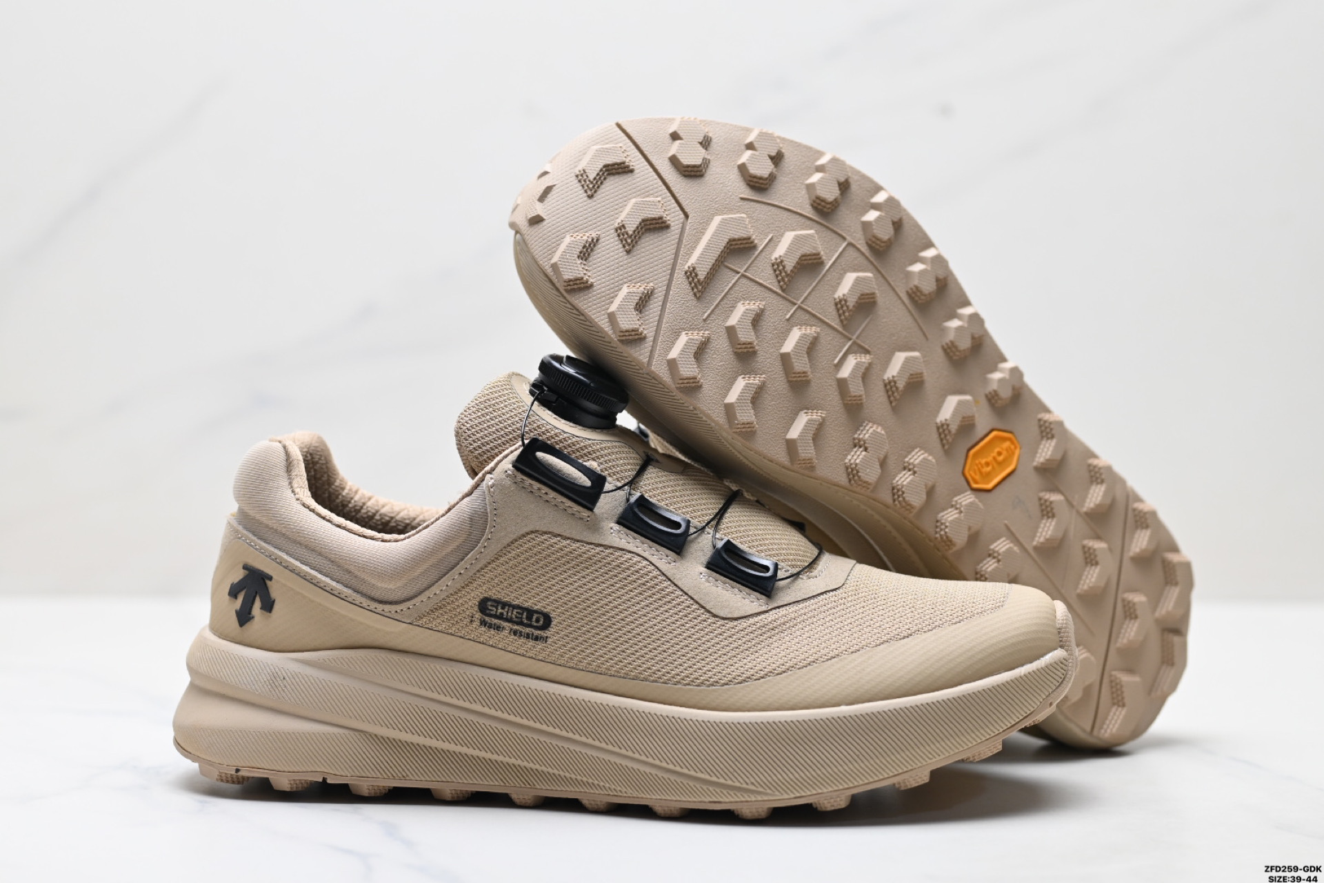 迪桑特DESCENTE DUALIS都市通勤 时尚 耐磨 低帮生活休闲鞋 Y5233RRN22