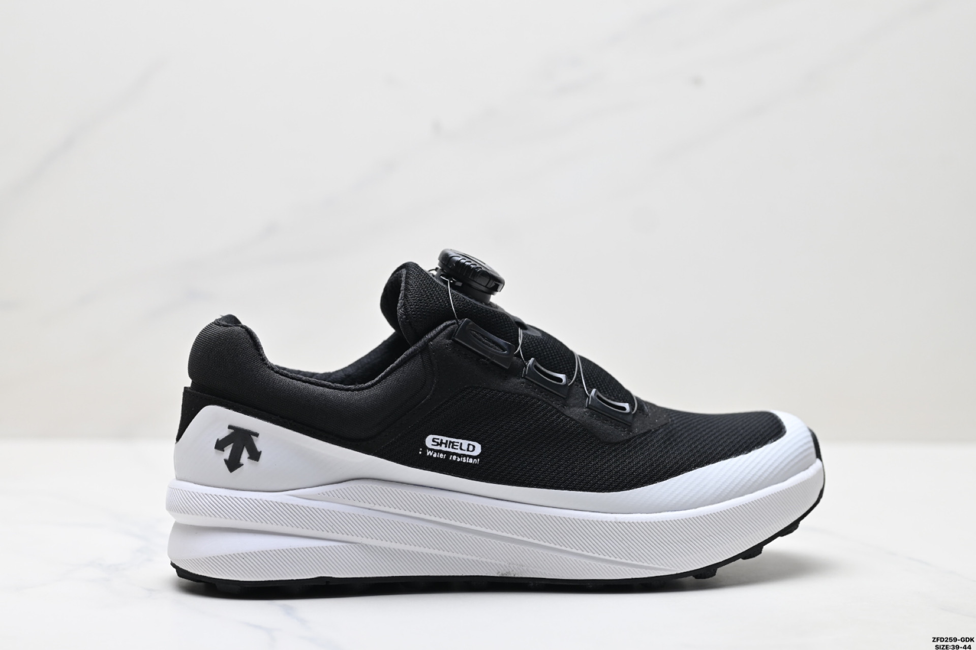 迪桑特DESCENTE DUALIS都市通勤 时尚 耐磨 低帮生活休闲鞋 Y5233RRN22