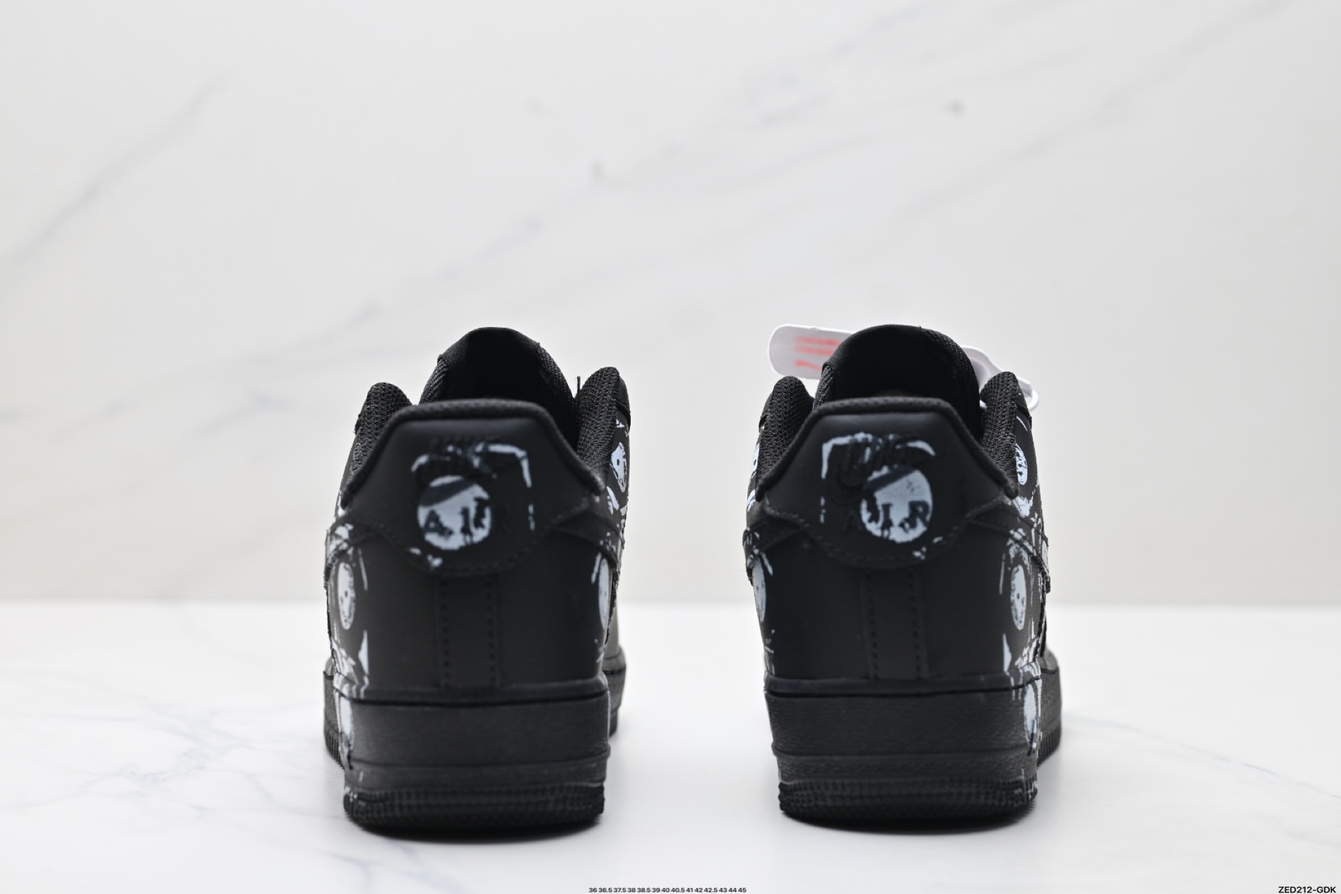 NIKE AIR FORCE 1‘07 923044-101-High Quatity Cheap Brand wholesale wholesaler seller Clothes Bags handbags Sneakers Top Fashion Clothing Shoes from China Factory Chinese suppliers best Quality Beautiful Price NIKE AIR FORCE 1‘07 923044-101