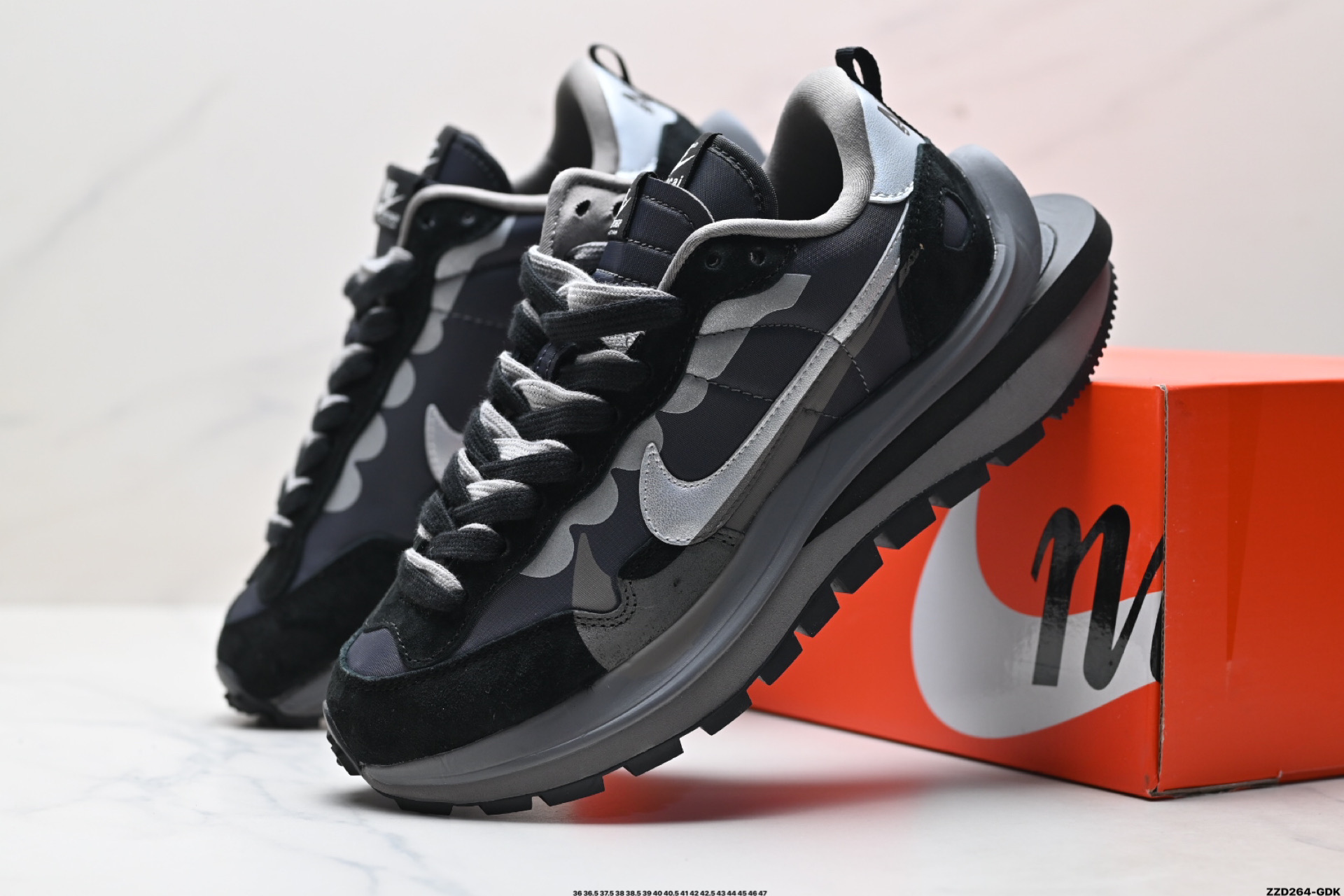 Nike Vaporwaffle Sacai 耐克华夫50周年系列华夫复古休闲运动慢跑鞋 DD1875-300-High Quatity Cheap Brand wholesale wholesaler seller Clothes Bags handbags Sneakers Top Fashion Clothing Shoes from China Factory Chinese suppliers best Quality Beautiful Price Nike Vaporwaffle Sacai 耐克华夫50周年系列华夫复古休闲运动慢跑鞋 DD1875-300