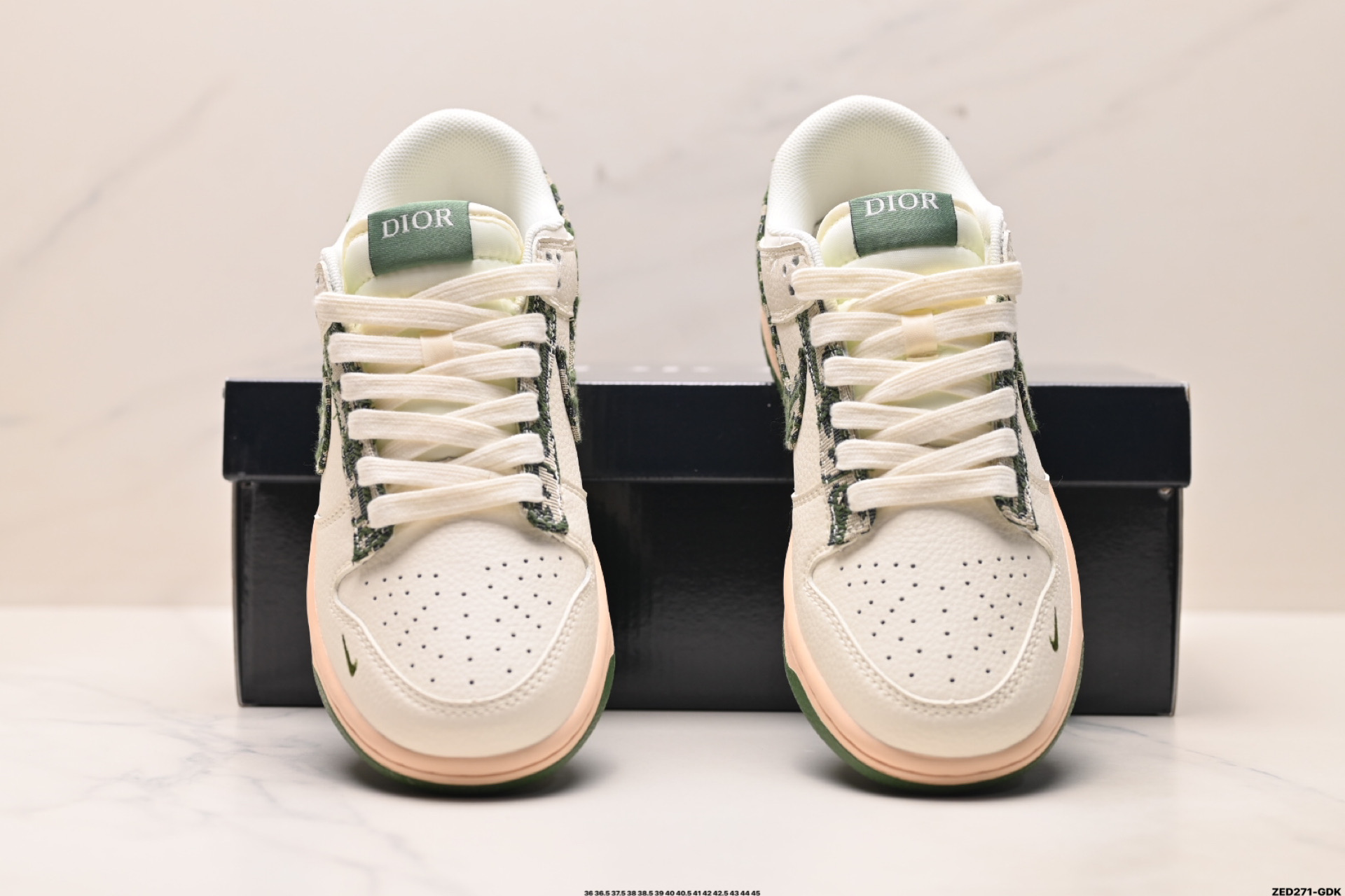 Nike Dunk Low Retro ‘DIY高端定制’耐克 低帮休闲运动板鞋 FC1688-226-High Quatity Cheap Brand wholesale wholesaler seller Clothes Bags handbags Sneakers Top Fashion Clothing Shoes from China Factory Chinese suppliers best Quality Beautiful Price Nike Dunk Low Retro ‘DIY高端定制’耐克 低帮休闲运动板鞋 FC1688-226