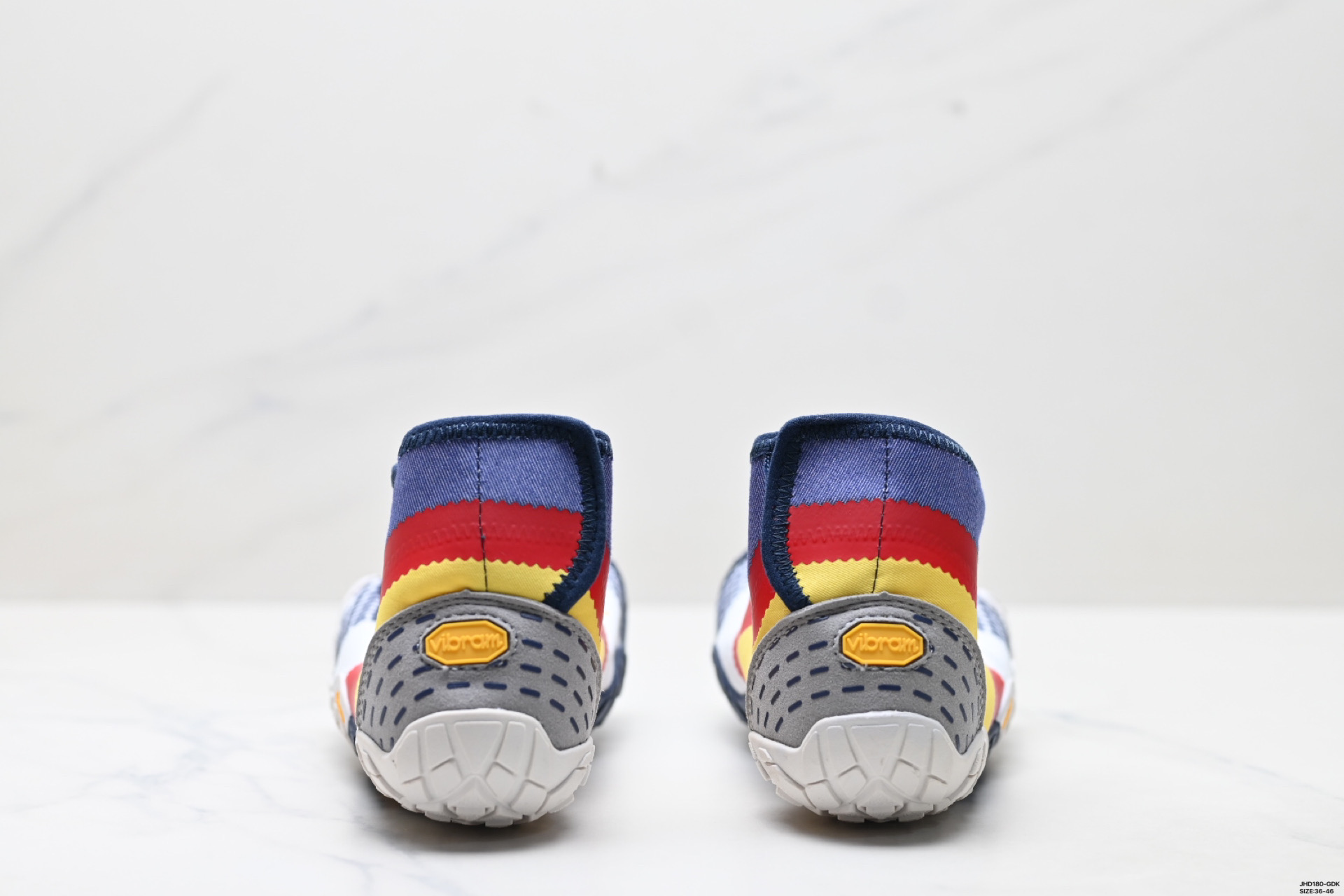 SUICOKE 五指鞋 套脚 防滑 中帮 运动 沙滩鞋 SUICOKE是日本一家运动休闲凉鞋品牌 S20MLC1-Chinese UA Cheap High Quatity Brand Clothes Bags handbags Sneakers wholesale wholesaler seller from China Factory suppliers Fashion Clothing Shoes best Quality Beautiful Price SUICOKE 五指鞋 套脚 防滑 中帮 运动 沙滩鞋 SUICOKE是日本一家运动休闲凉鞋品牌 S20MLC1