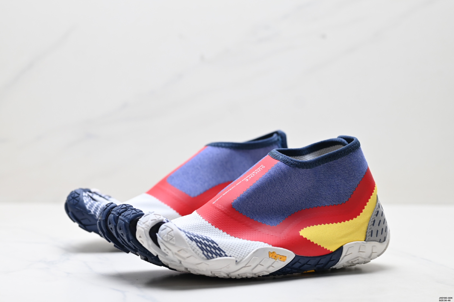 SUICOKE 五指鞋 套脚 防滑 中帮 运动 沙滩鞋 SUICOKE是日本一家运动休闲凉鞋品牌 S20MLC1-Chinese UA Cheap High Quatity Brand Clothes Bags handbags Sneakers wholesale wholesaler seller from China Factory suppliers Fashion Clothing Shoes best Quality Beautiful Price SUICOKE 五指鞋 套脚 防滑 中帮 运动 沙滩鞋 SUICOKE是日本一家运动休闲凉鞋品牌 S20MLC1