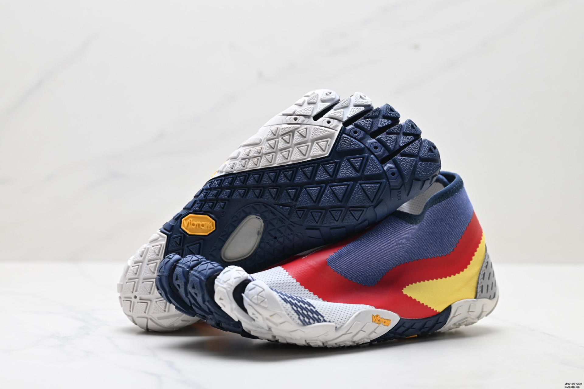 SUICOKE 五指鞋 套脚 防滑 中帮 运动 沙滩鞋 SUICOKE是日本一家运动休闲凉鞋品牌 S20MLC1-Chinese UA Cheap High Quatity Brand Clothes Bags handbags Sneakers wholesale wholesaler seller from China Factory suppliers Fashion Clothing Shoes best Quality Beautiful Price SUICOKE 五指鞋 套脚 防滑 中帮 运动 沙滩鞋 SUICOKE是日本一家运动休闲凉鞋品牌 S20MLC1