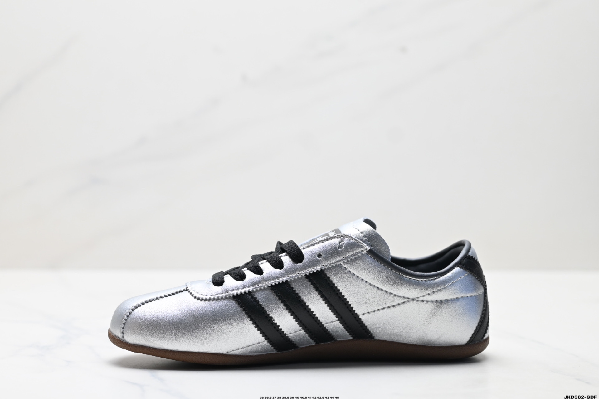 Adidas Tokyo W 舒适百搭经典休闲运动鞋  JQ3024