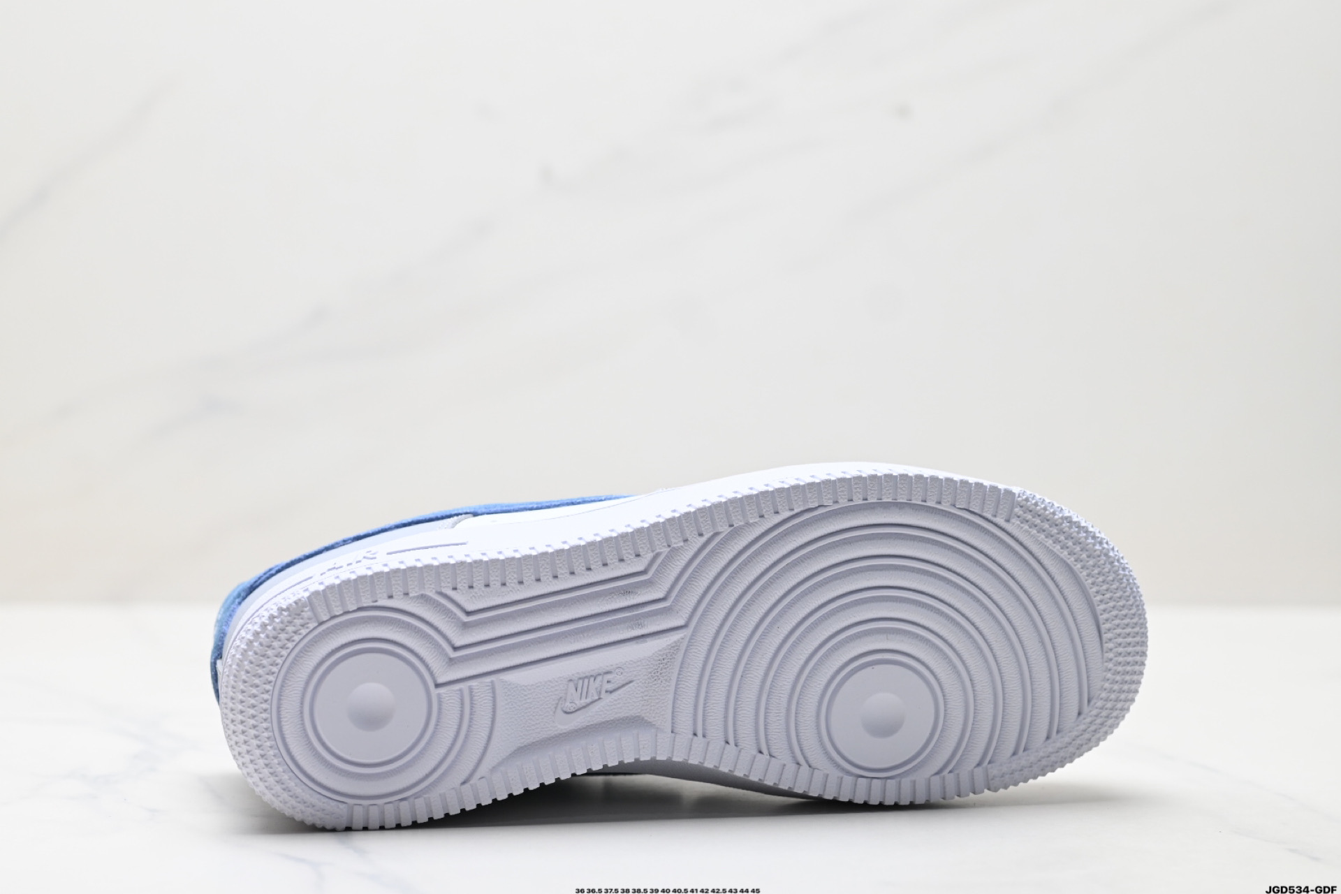 NIKE AIR FORCE 1‘07 LV8  HV1795-141