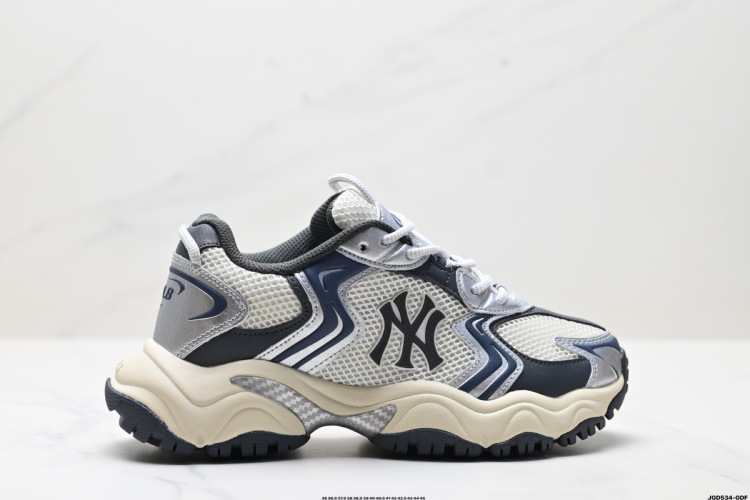 MLB Cargo Chunky New York Yankees Sneakers - Fashionable & Comfortable 1 MLB Cargo Chunky New York Yankees Sneakers – Fashionable & Comfortable
