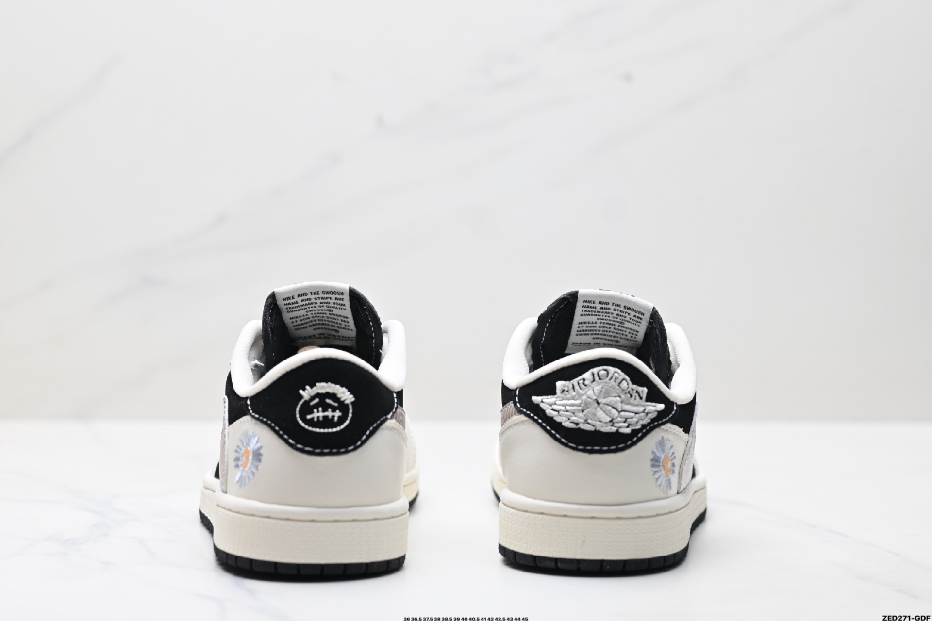 Nike Air Jordan 1 x Travis Scott AJ1倒勾 乔一倒钩 ‘DIY’定制 耐克 低帮文化篮球鞋 XS2024-047-High Quatity Cheap Brand wholesale wholesaler seller Clothes Bags handbags Sneakers Top Fashion Clothing Shoes from China Factory Chinese suppliers best Quality Beautiful Price Nike Air Jordan 1 x Travis Scott AJ1倒勾 乔一倒钩 ‘DIY’定制 耐克 低帮文化篮球鞋 XS2024-047