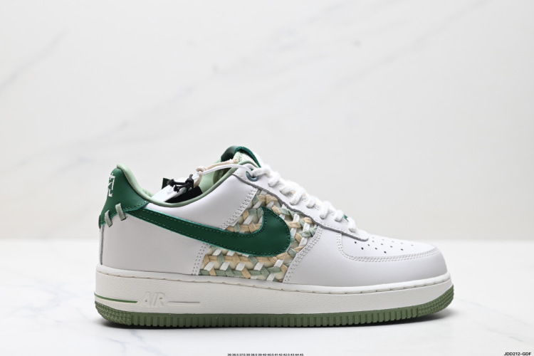 Nike Air Force 1 '07 PRM: Low-Top, Versatile, and Comfortable Sneakers 1 Nike Air Force 1 ’07 PRM: Low-Top, Versatile, and Comfortable Sneakers