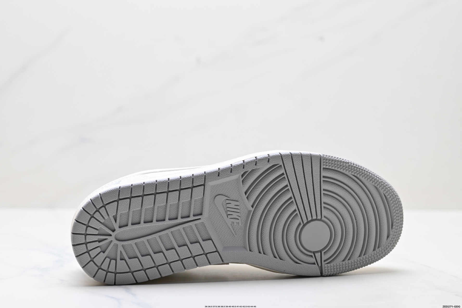 Nike Air Jordan 1 Low AJ1乔1低帮休闲板鞋 XX3168-187