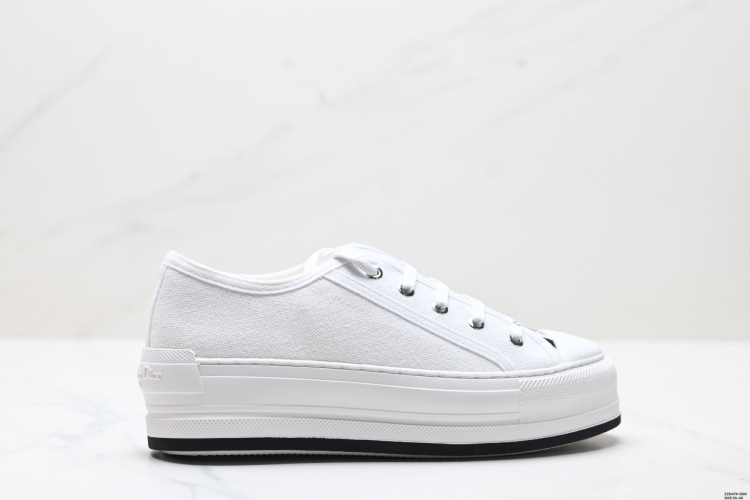 Dior Walk'n'Dior Oblique Print Embroidered Low-Top Sneakers - Cream White 1 Dior Walk’n’Dior Oblique Print Embroidered Low-Top Sneakers – Cream White