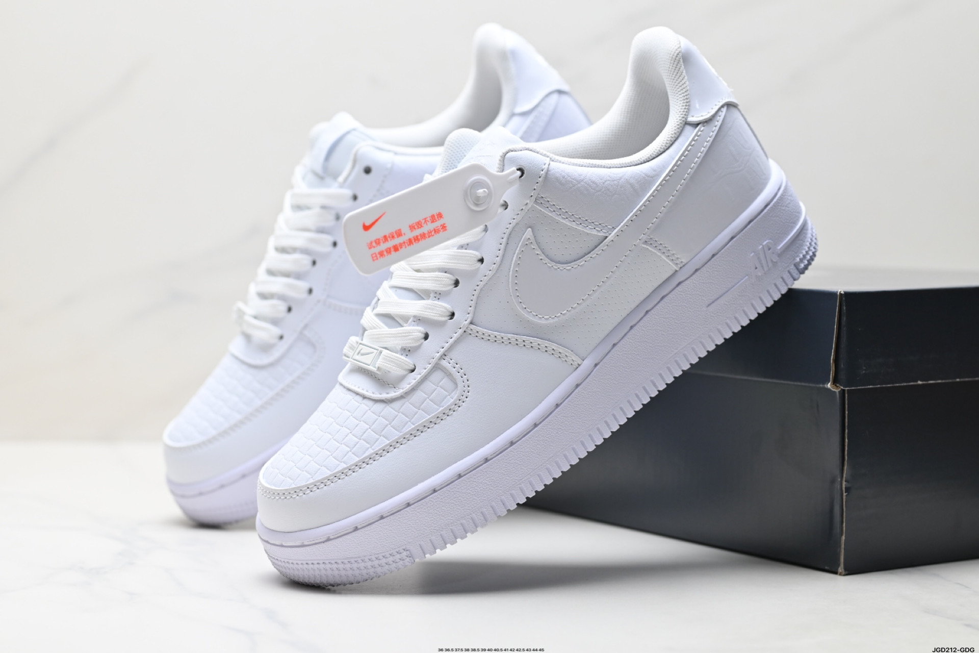 NIKE AIR FORCE 1‘07 LX HF2893-100-High Quatity Cheap Brand wholesale wholesaler seller Clothes Bags handbags Sneakers Top Fashion Clothing Shoes from China Factory Chinese suppliers best Quality Beautiful Price NIKE AIR FORCE 1‘07 LX HF2893-100