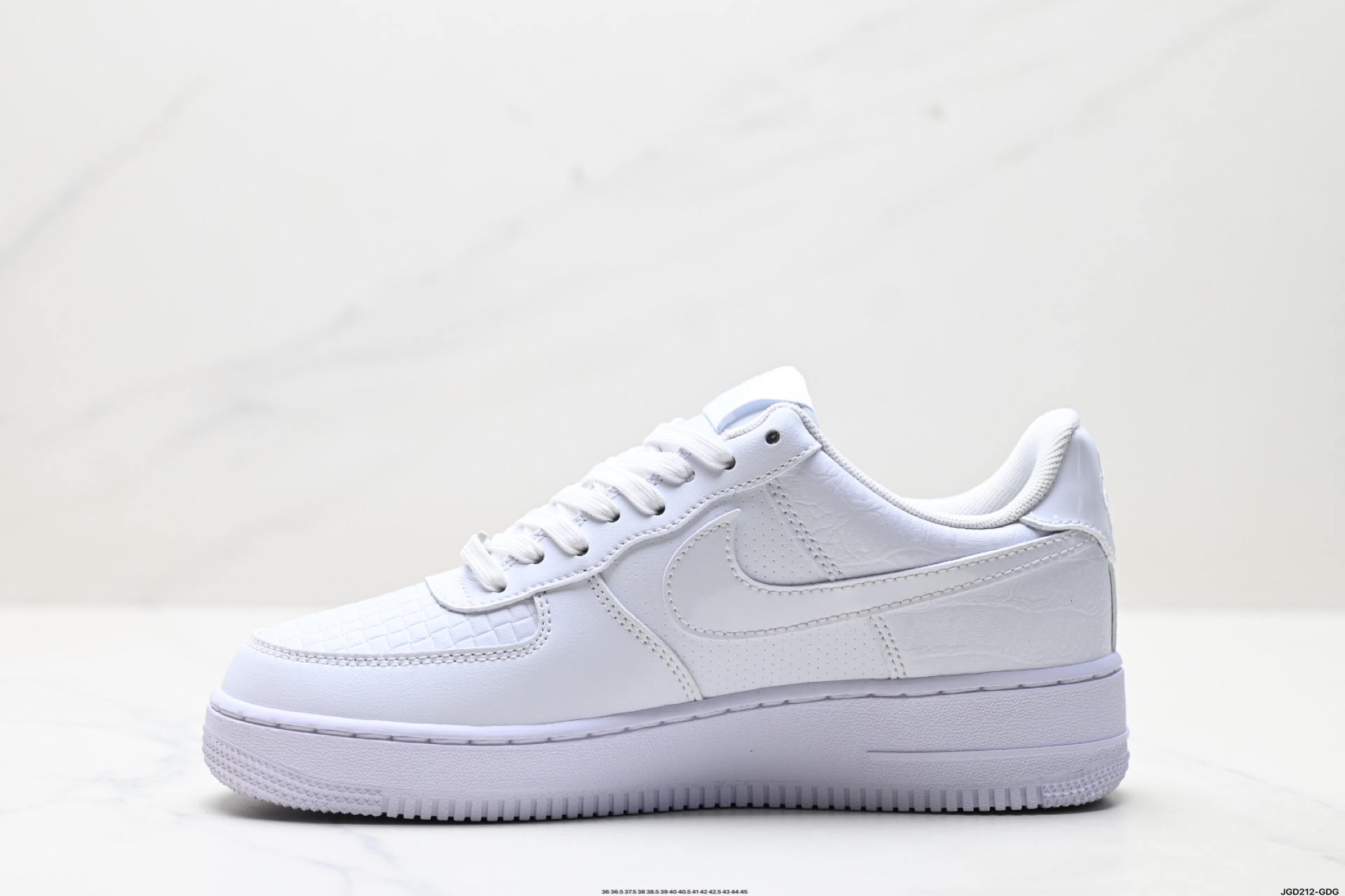NIKE AIR FORCE 1‘07 LX HF2893-100-High Quatity Cheap Brand wholesale wholesaler seller Clothes Bags handbags Sneakers Top Fashion Clothing Shoes from China Factory Chinese suppliers best Quality Beautiful Price NIKE AIR FORCE 1‘07 LX HF2893-100