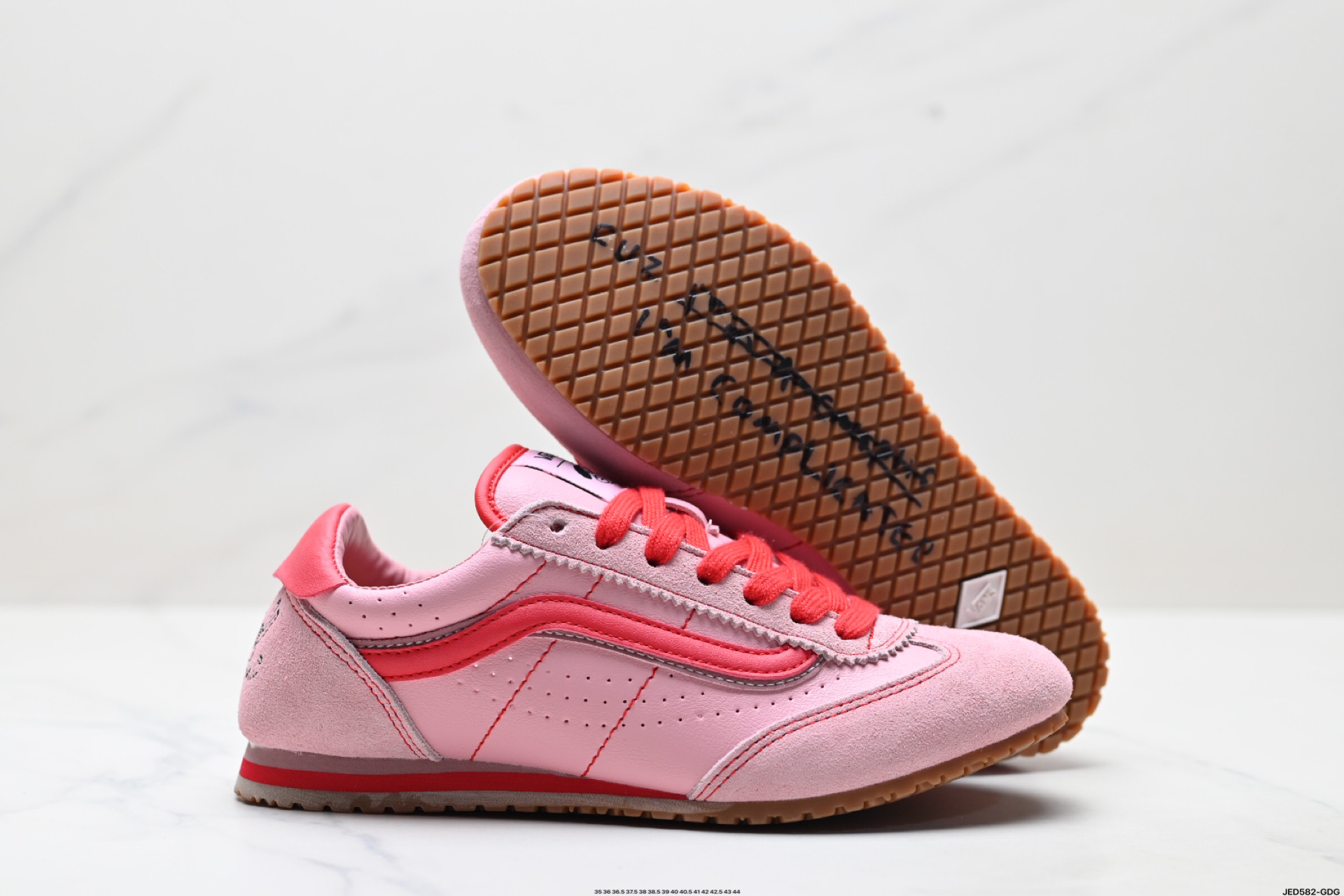 范斯RIROO x VANS SUPER LOWPRO联名舒适低帮休闲鞋 联名设计的男女板鞋-Chinese UA Cheap High Quatity Brand Clothes Bags handbags Sneakers wholesale wholesaler seller from China Factory suppliers Fashion Clothing Shoes best Quality Beautiful Price 范斯RIROO x VANS SUPER LOWPRO联名舒适低帮休闲鞋 联名设计的男女板鞋