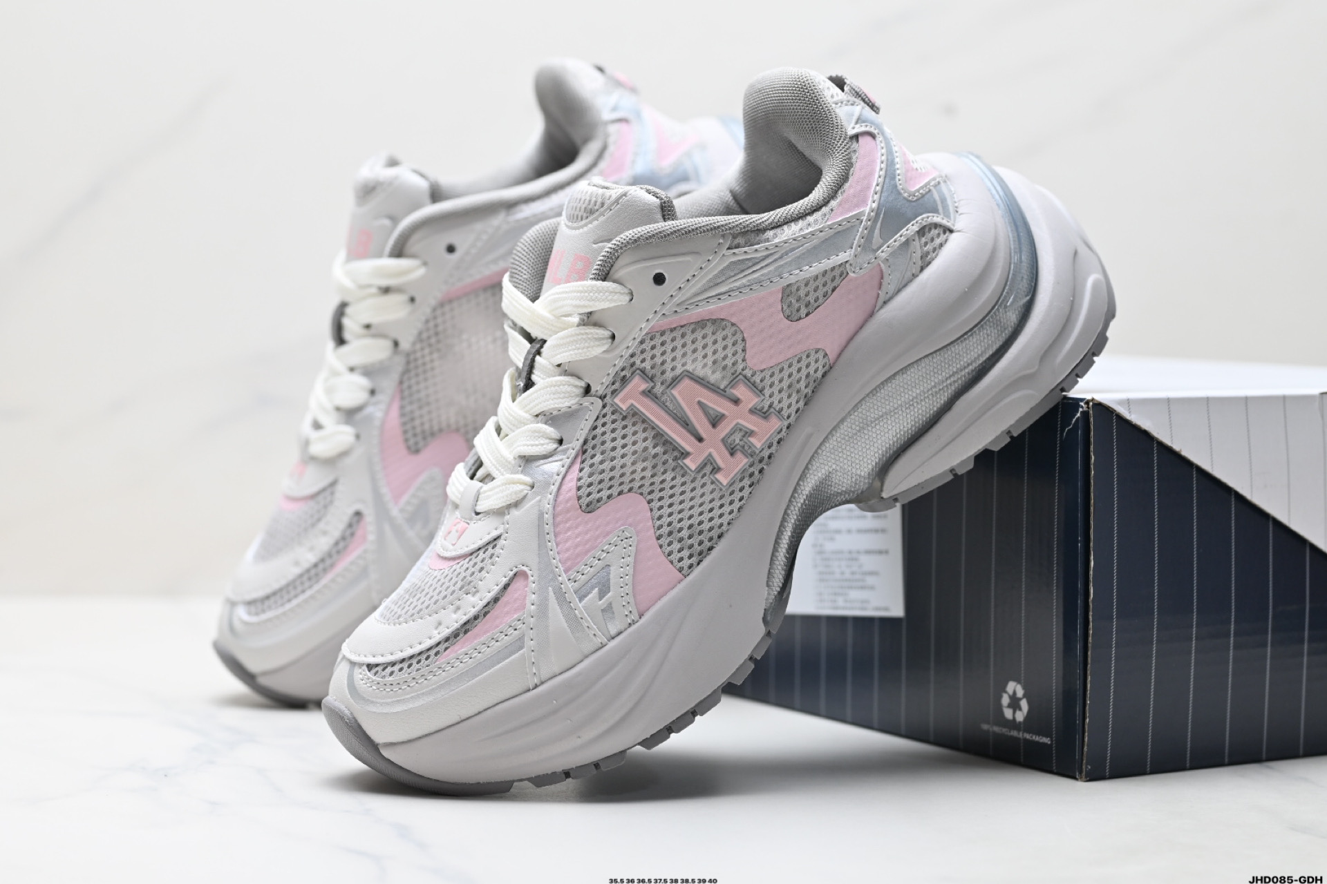 MLB New York Yankees Curve Runner 舒适百搭 防滑耐磨 低帮 流浪鞋跑步鞋 3ARNSPL5N