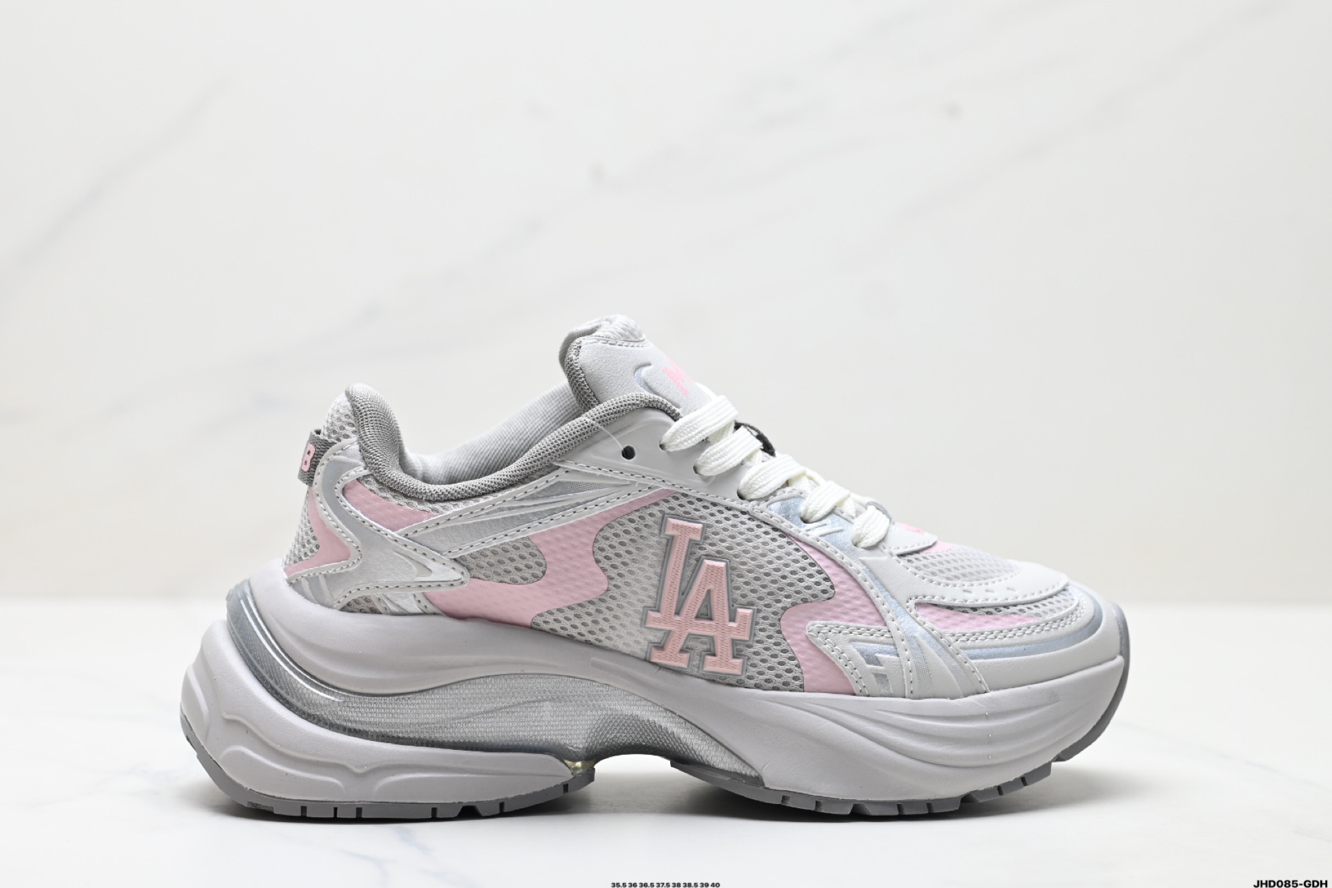 MLB New York Yankees Curve Runner 舒适百搭 防滑耐磨 低帮 流浪鞋跑步鞋 3ARNSPL5N