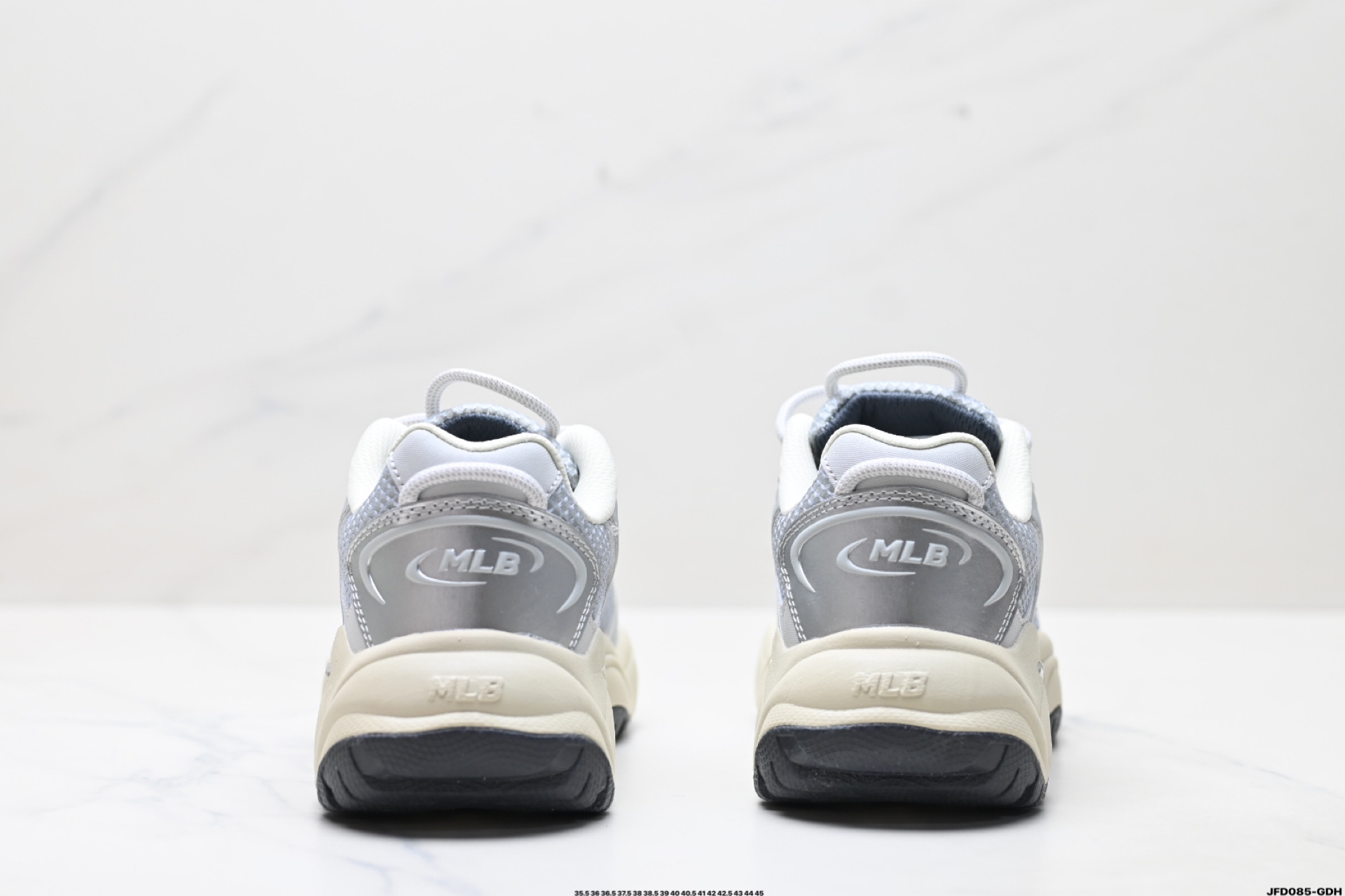 MLB CARGO CHUNKY 纽约洋基队 时尚百搭休闲运动潮流 防滑耐磨 低帮 老爹鞋 3ASHW075N