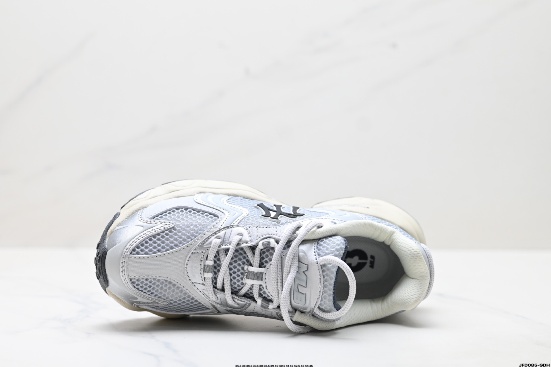 MLB CARGO CHUNKY 纽约洋基队 时尚百搭休闲运动潮流 防滑耐磨 低帮 老爹鞋 3ASHW075N