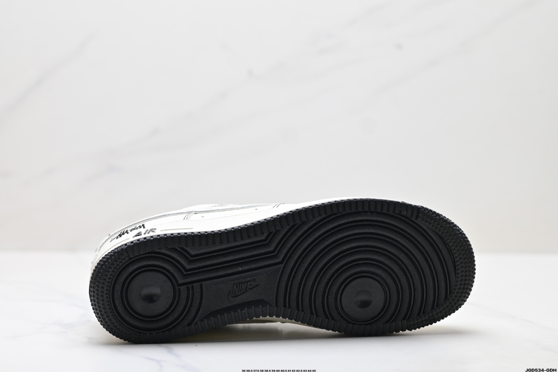 NIKE AIR FORCE 1‘07 LX  HH7518-040