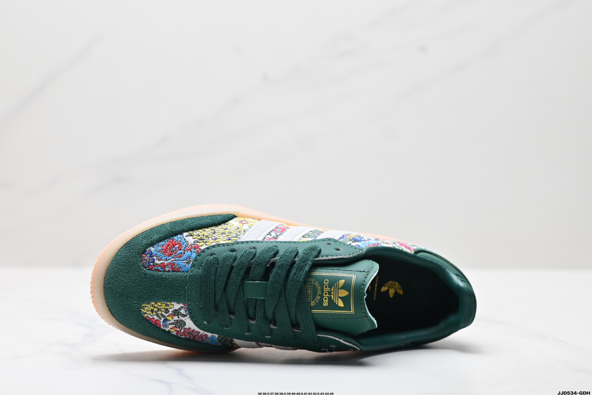 Adidas Originals Sambae 桑巴舞系列阿迪达斯 三叶草 绅士德训足球风百搭低帮休闲运动板鞋 JH7289 Adidas Originals Sambae 桑巴舞系列阿迪达斯 三叶草 绅士德训足球风百搭低帮休闲运动板鞋 JH7289