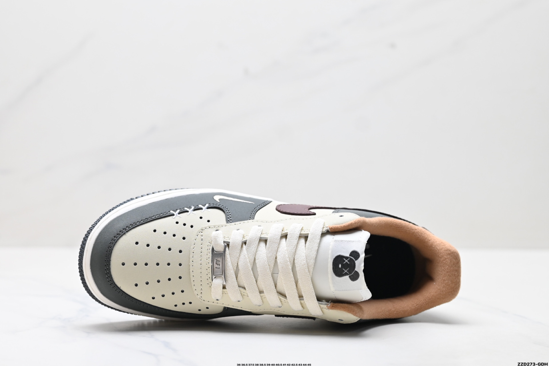 NIKE AIR FORCE 1‘07 LV8  AM1588-001