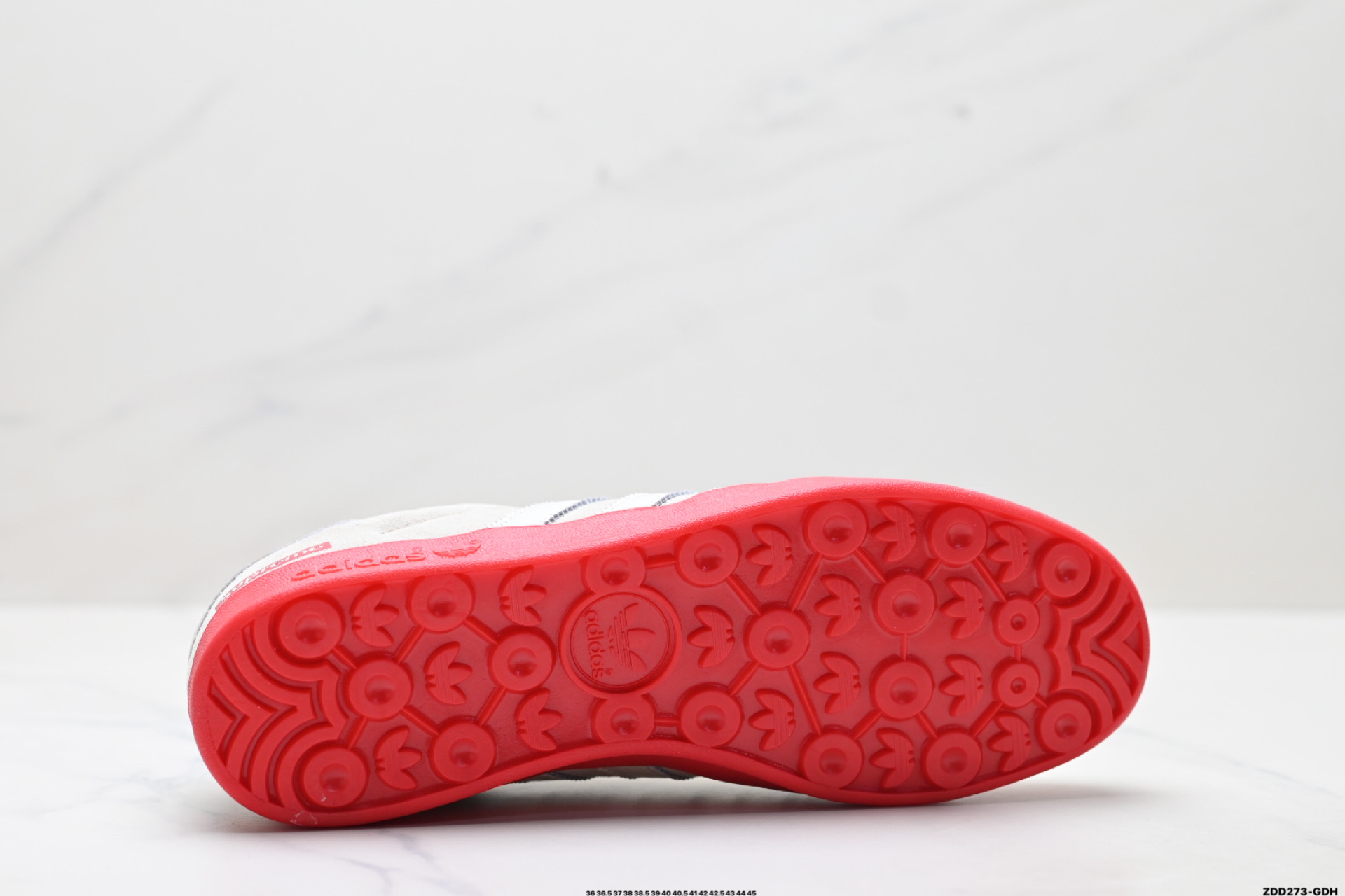 Adidas Originals Samba OG ‘DIY’桑巴舞系列 阿迪达斯 三叶草绅士德训足球风百搭低帮休闲运动板鞋 DD6610