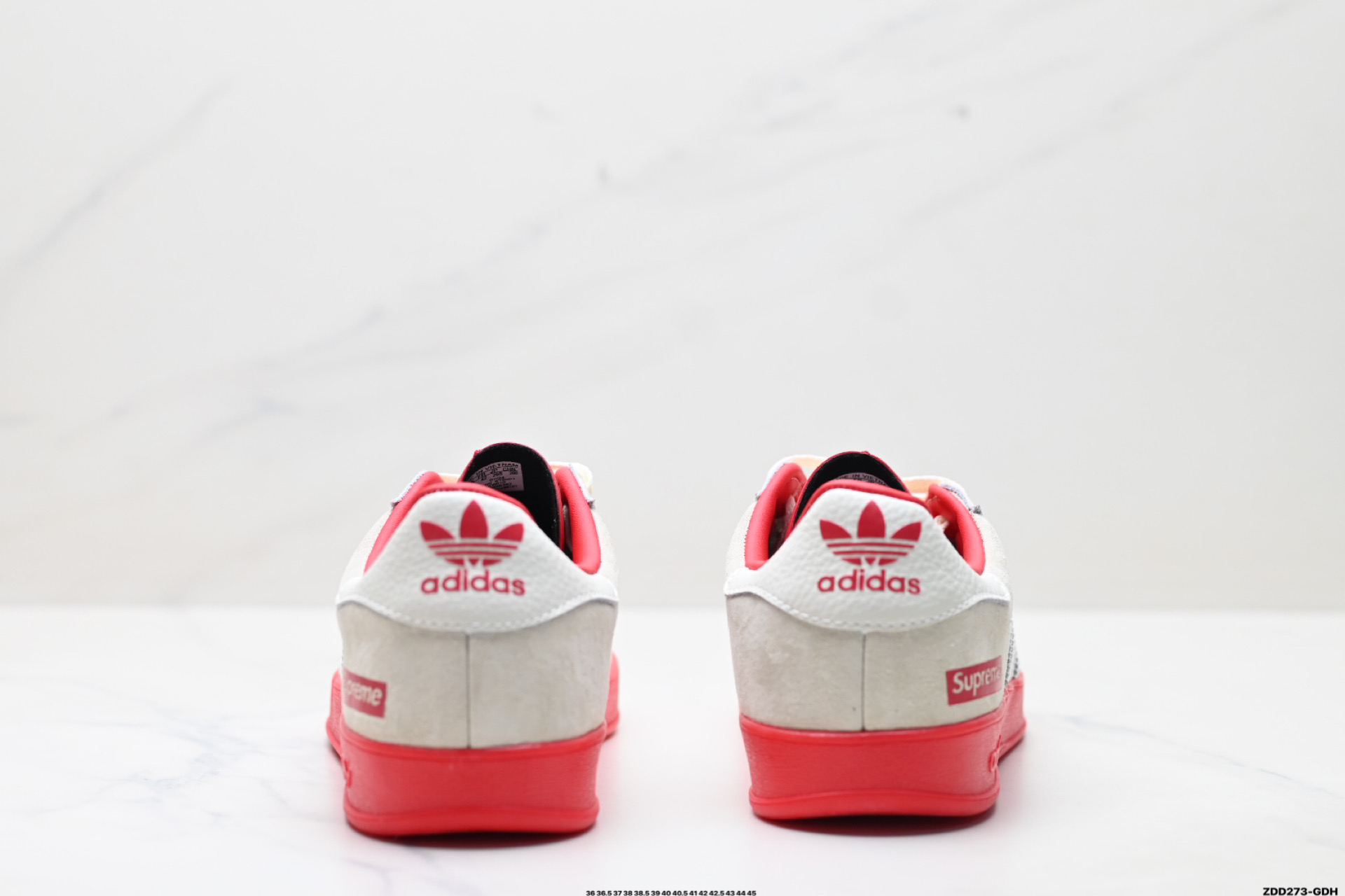 Adidas Originals Samba OG ‘DIY’桑巴舞系列 阿迪达斯 三叶草绅士德训足球风百搭低帮休闲运动板鞋 DD6610