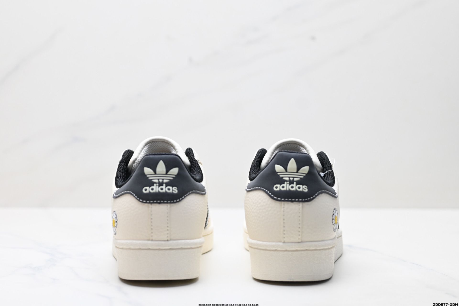 Adidas Originals Superstar 阿迪达斯 三叶草 贝壳头’DIY’系列低帮经典百搭休闲运动板鞋  XG0007
