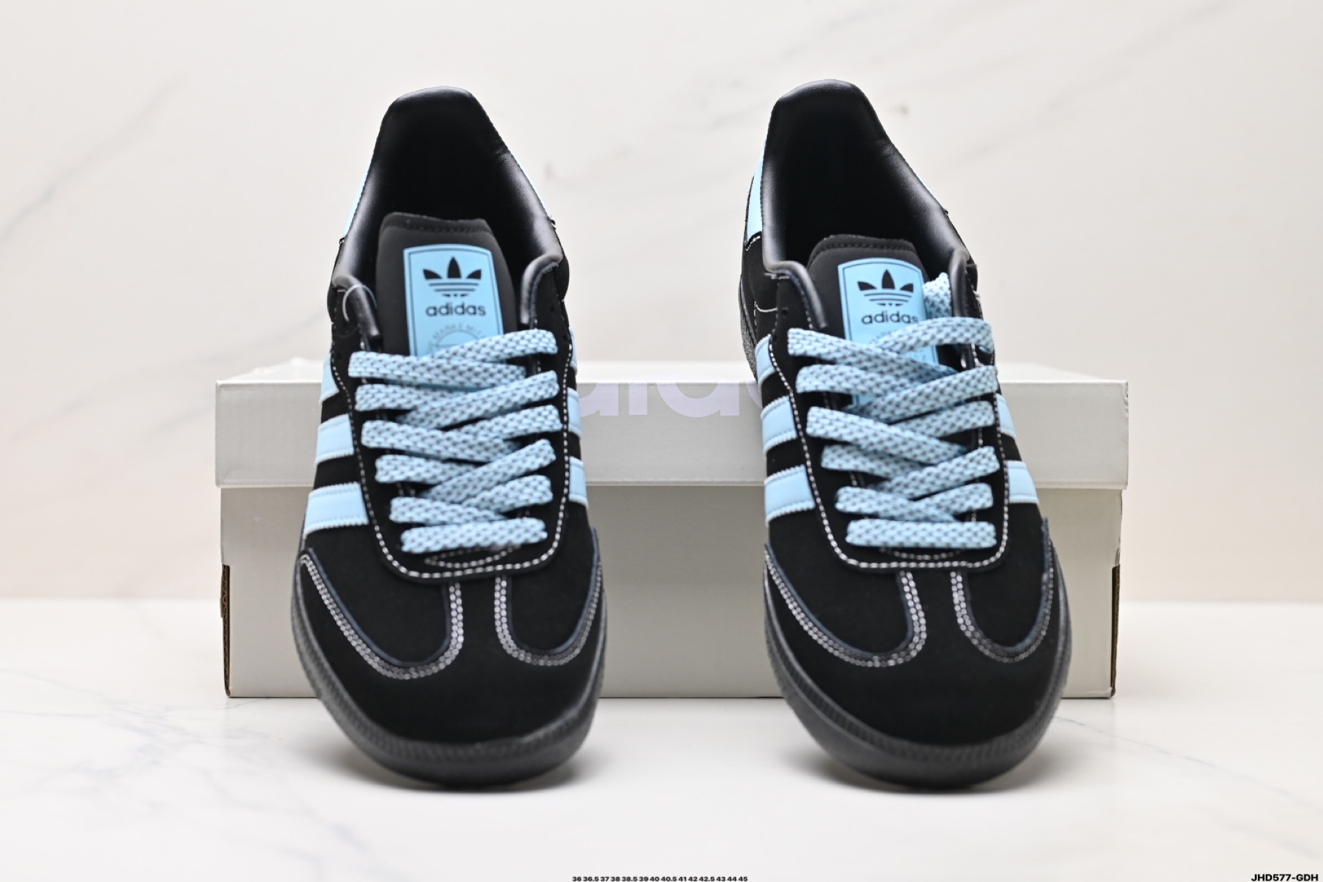 Adidas Originals Samba OG ‘DIY’桑巴舞系列 阿迪达斯 三叶草绅士德训足球风百搭低帮休闲运动板鞋 XR0003